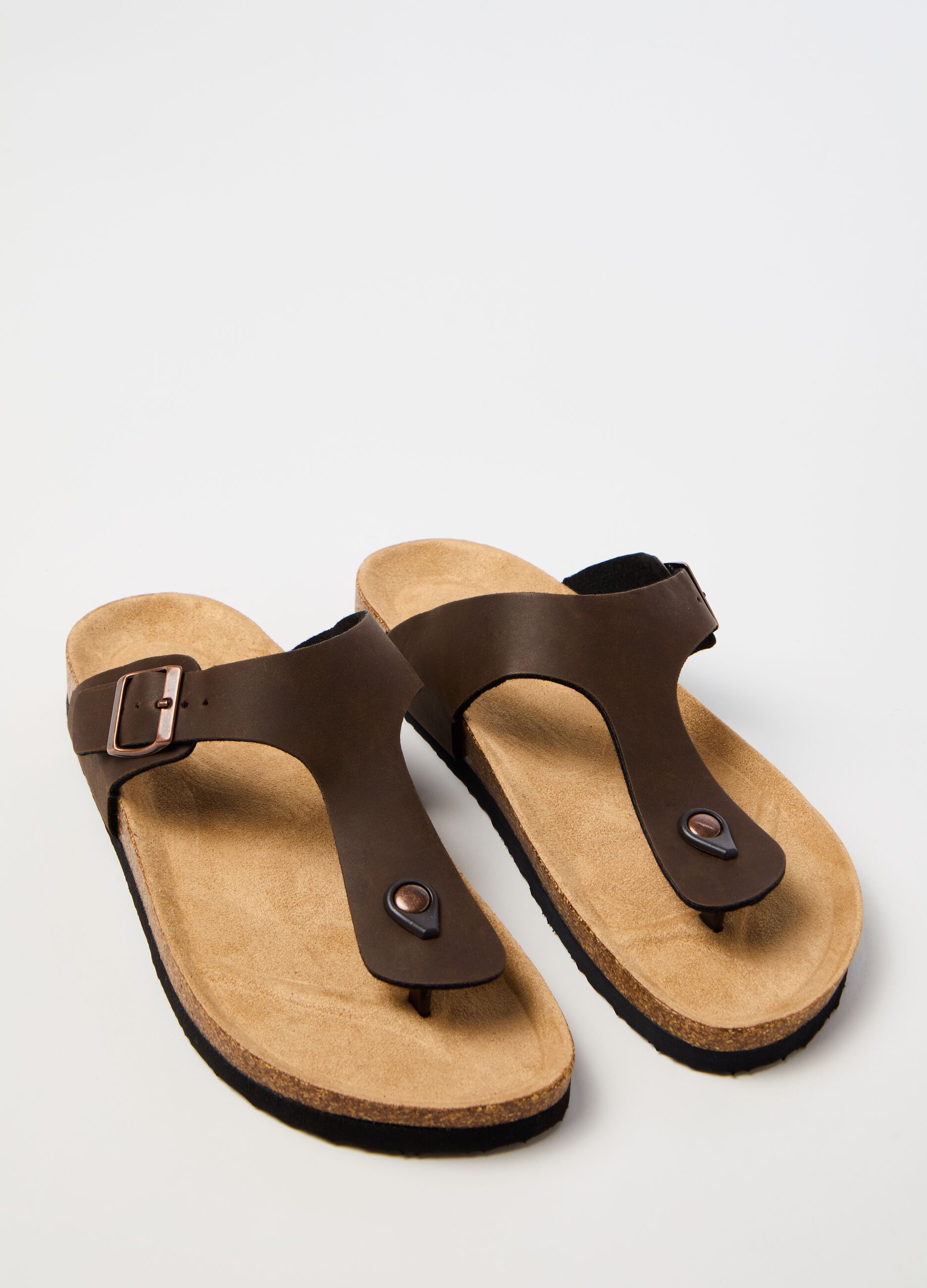 Thong sandals with strap