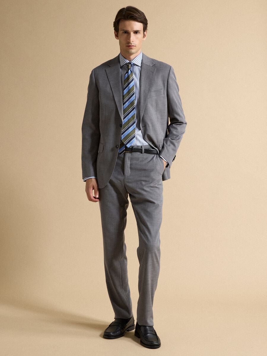 Pantaloni formali grigi in viscosa elasticizzata slim fit_0