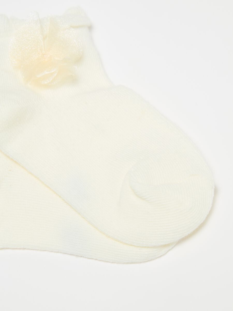 Short socks in organic cotton with flower_2