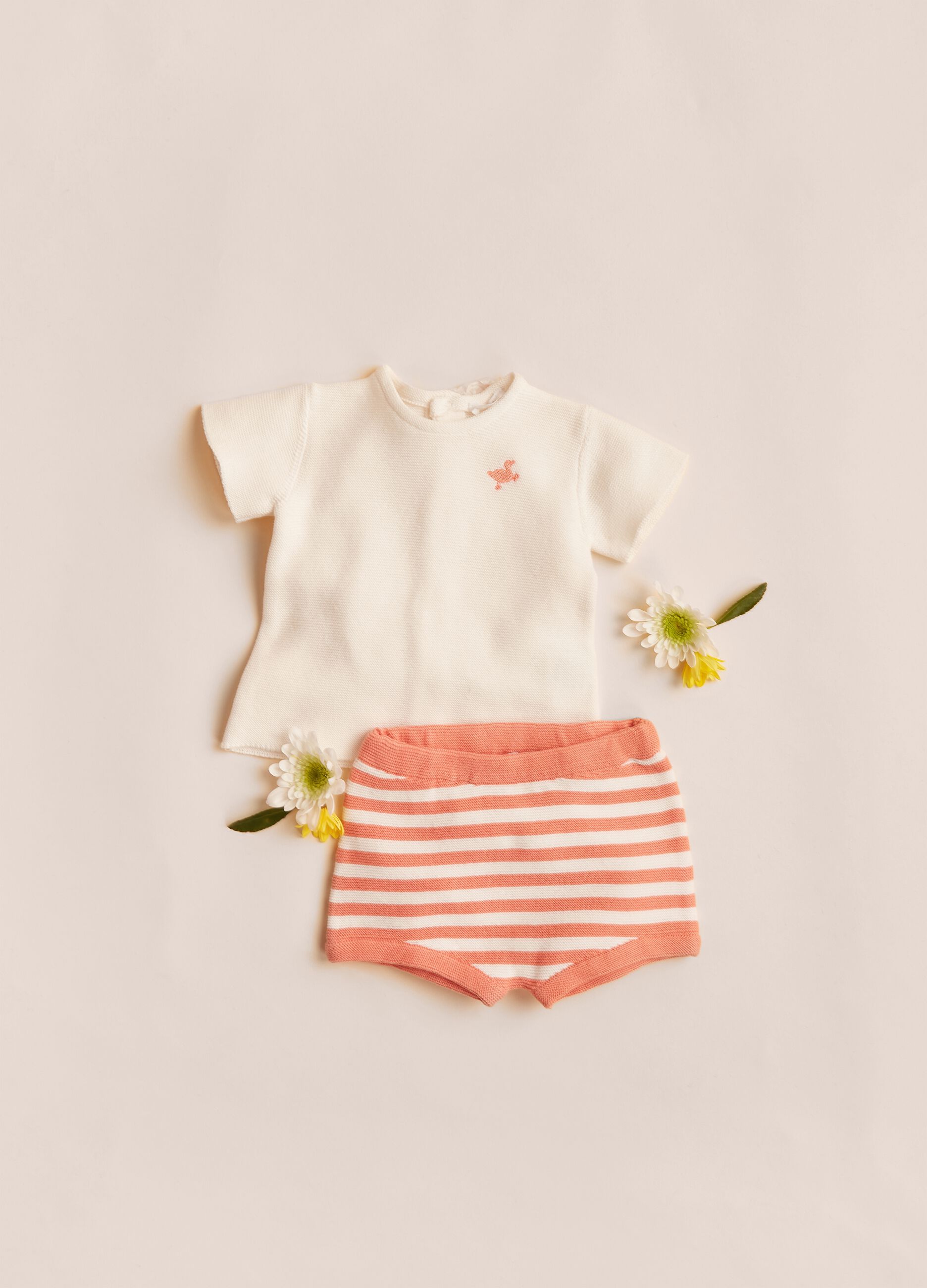 IANA knitted outfit in 100% organic cotton