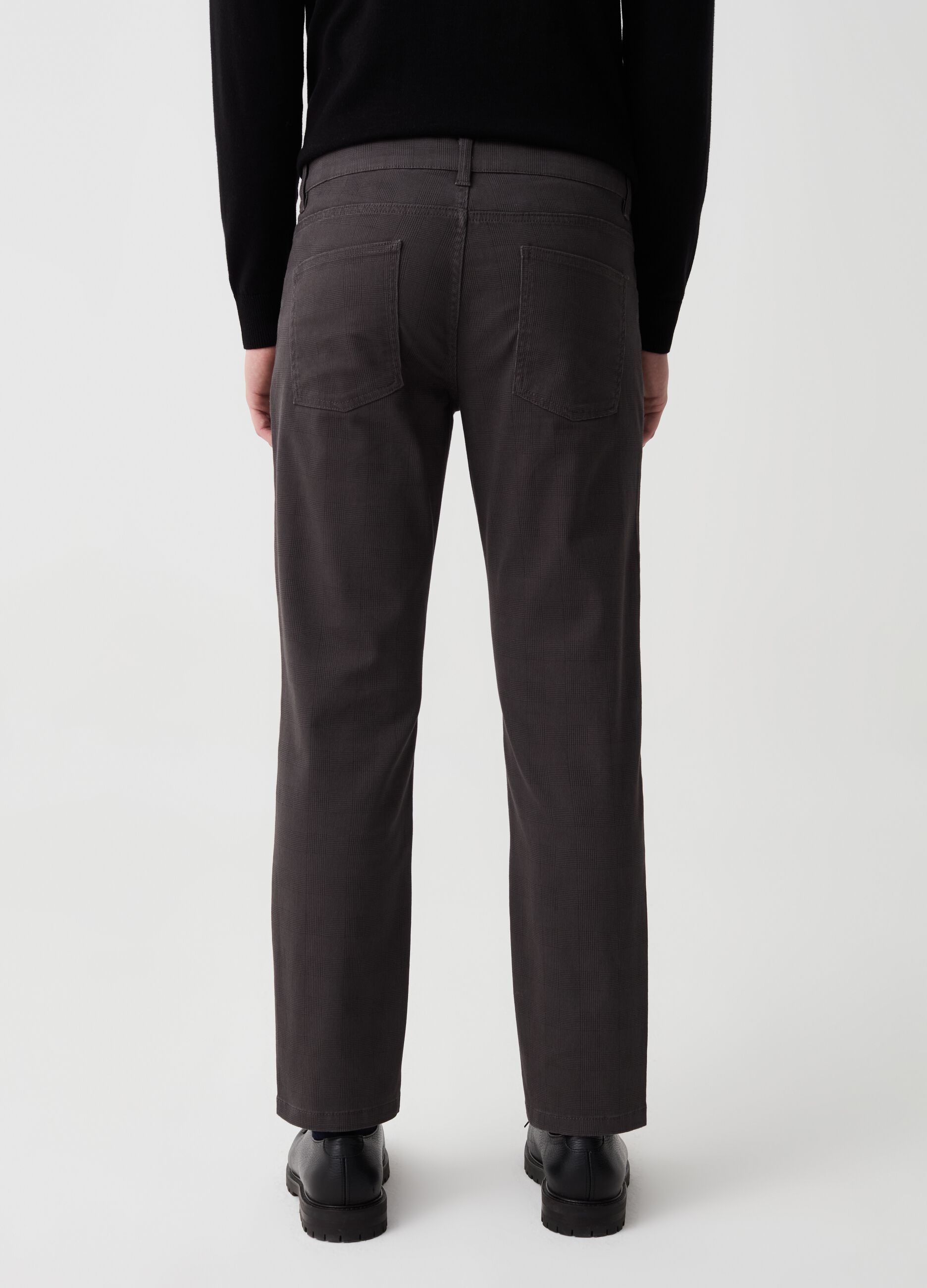 Regular-fit trousers with micro pattern