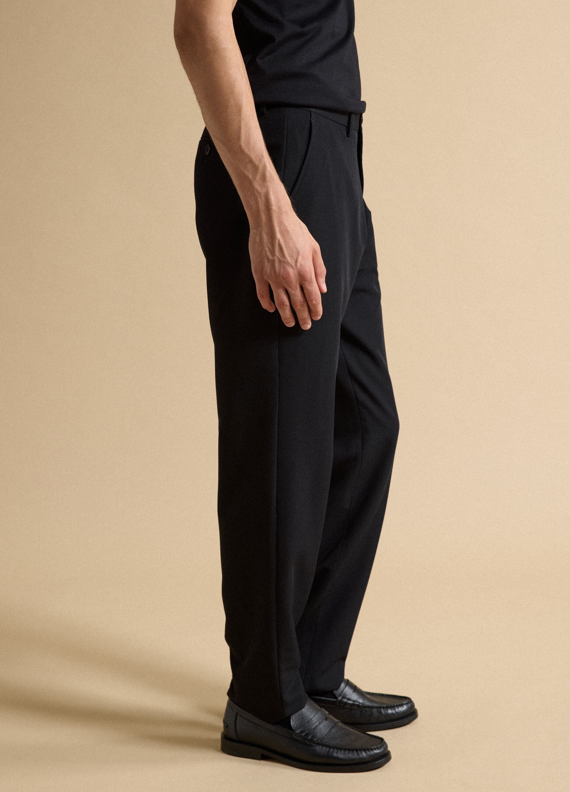 Pantaloni formali neri in viscosa elasticizzata slim fit