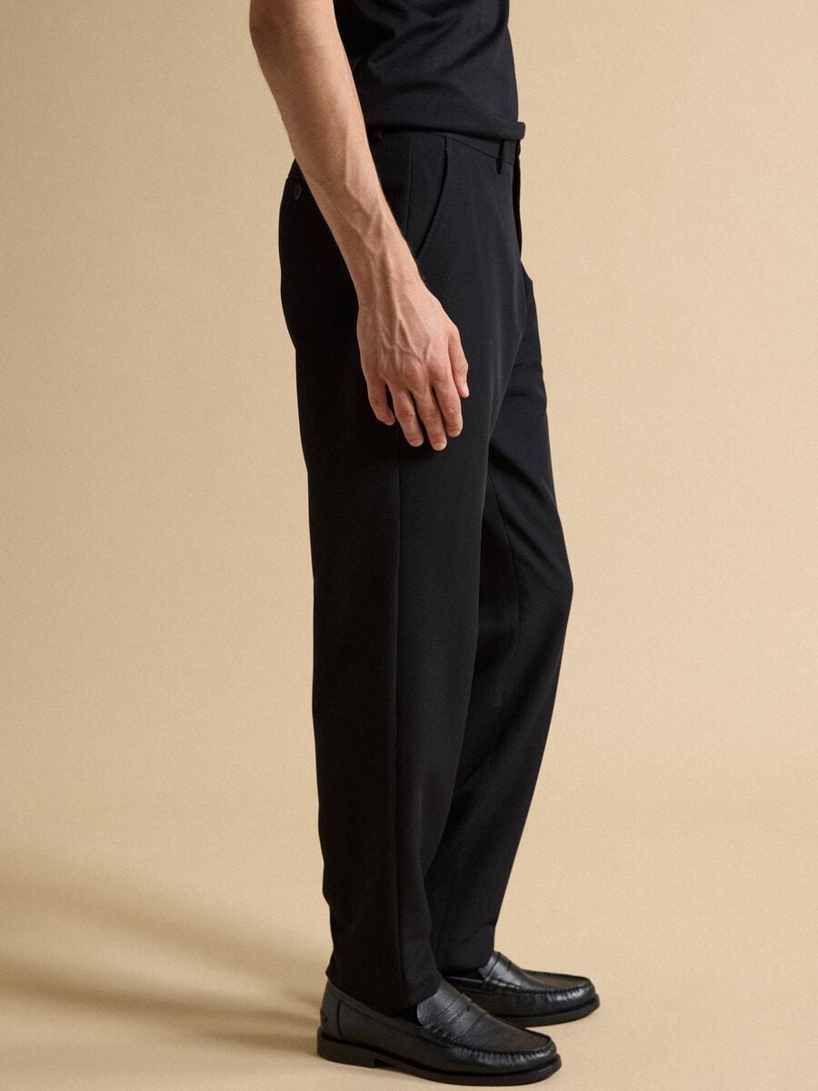 Pantaloni formali neri in viscosa elasticizzata slim fit_2