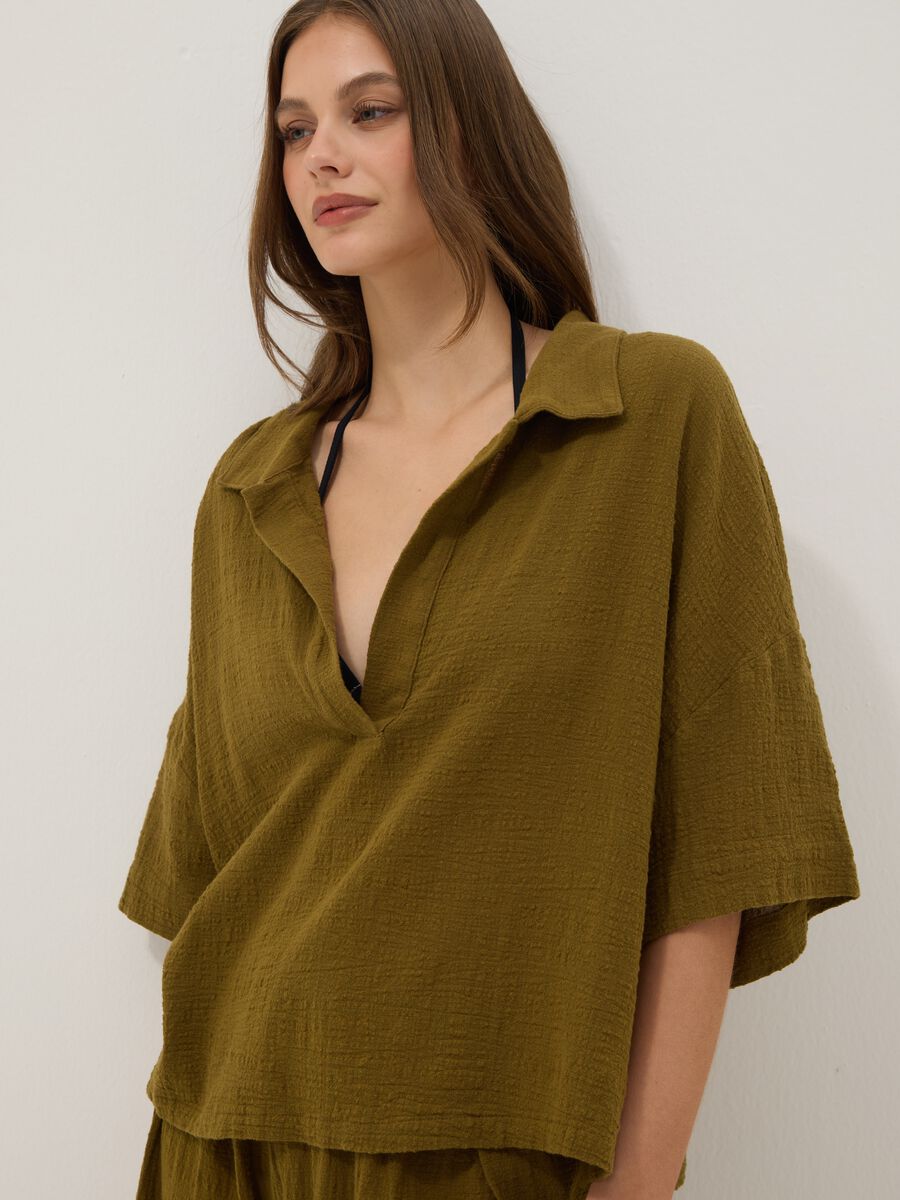 Kurzer gr&uuml;ner Kaftan aus reiner Baumwolle mit V-Ausschnitt_3