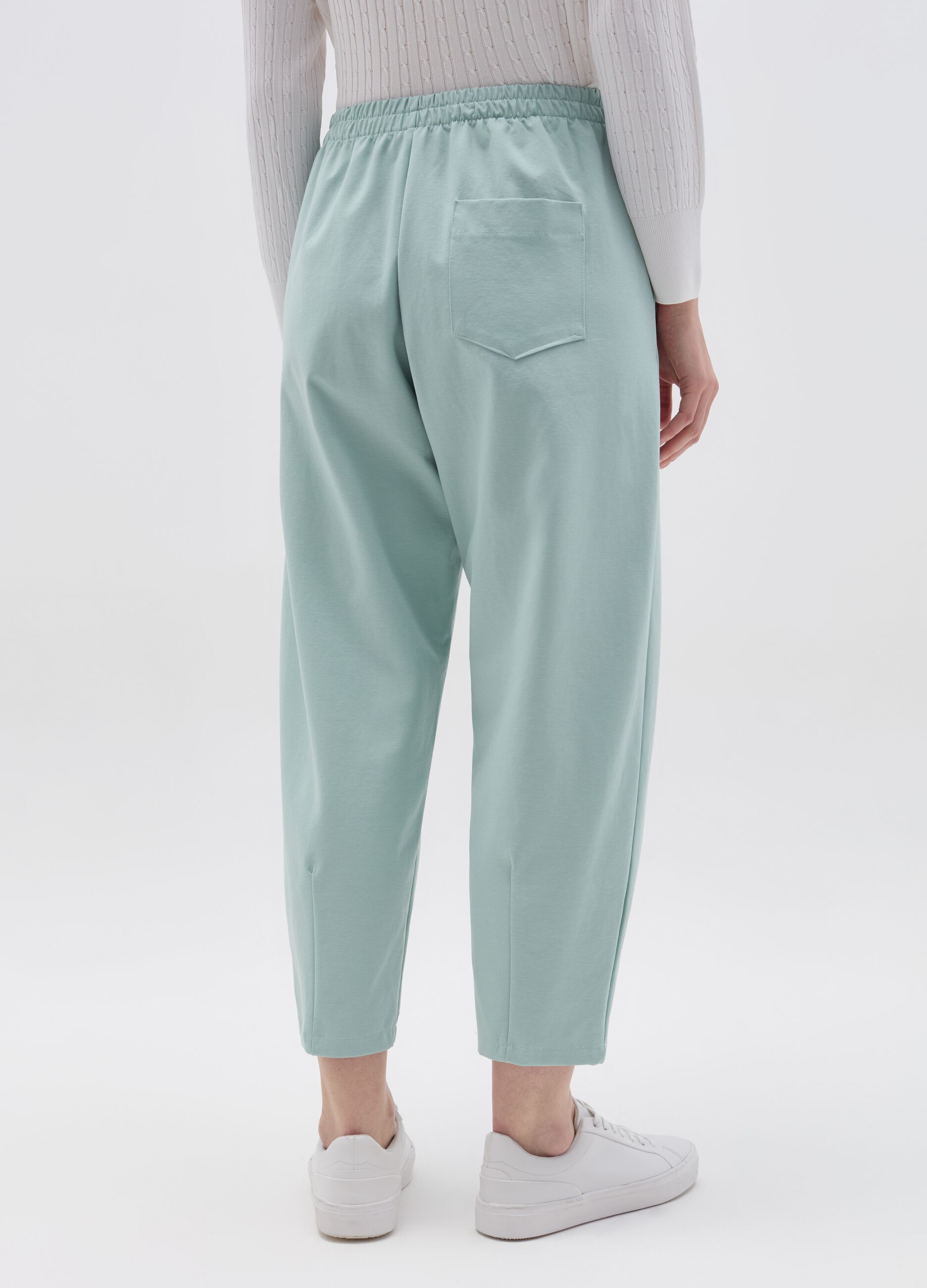 Carrot-fit cropped trousers