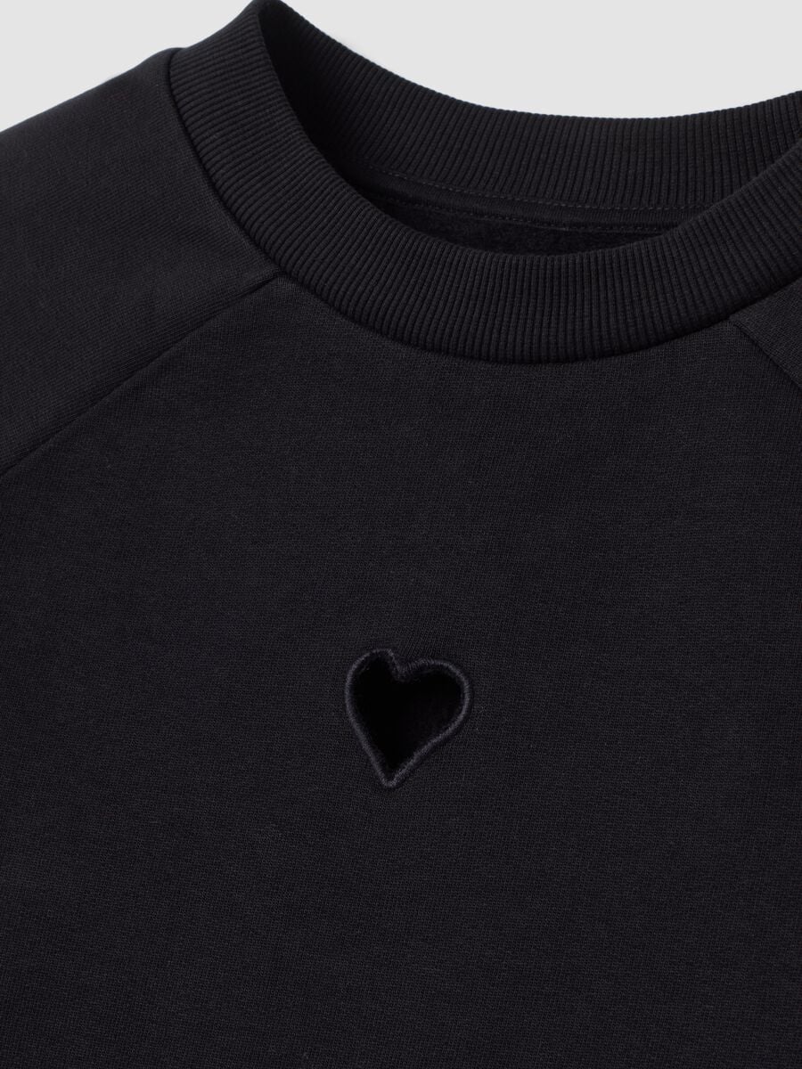 Abito nero in puro cotone con ricamo cuore over fit_2