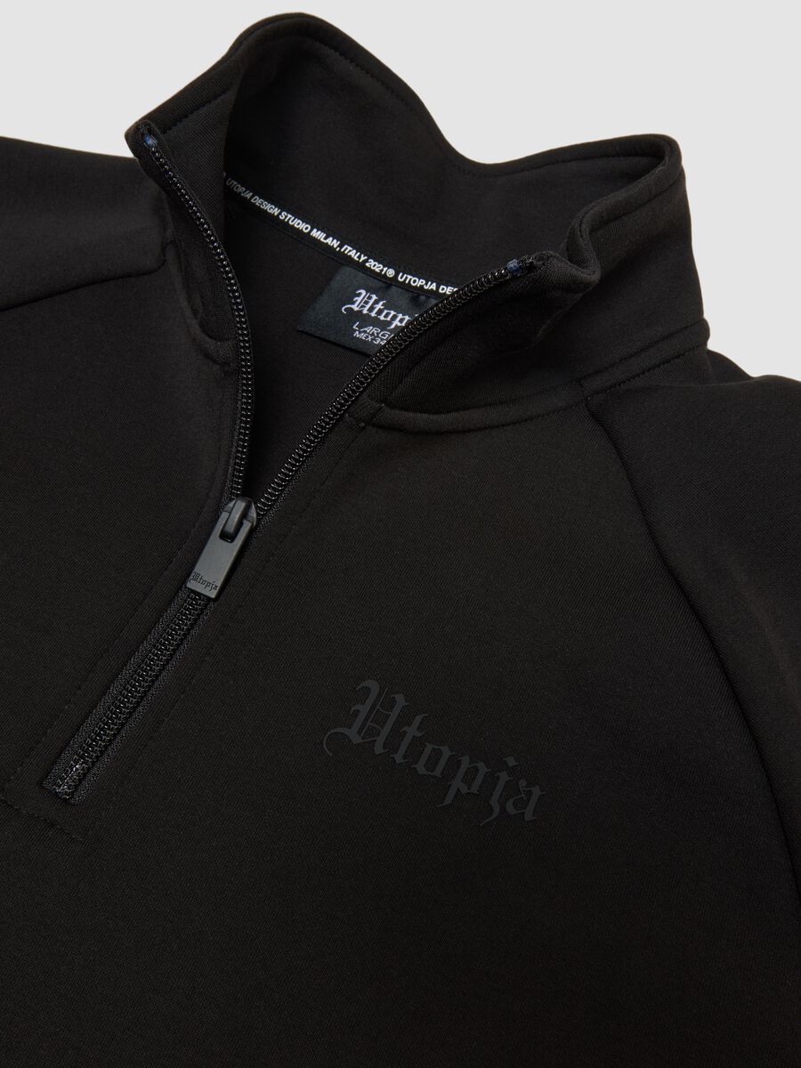 Technical Half-Zip Sweater &ndash; Fitted Black_3