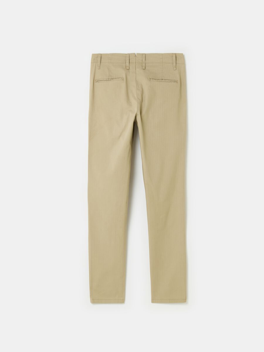 Pantalone chino slim fit in cotone stretch_4