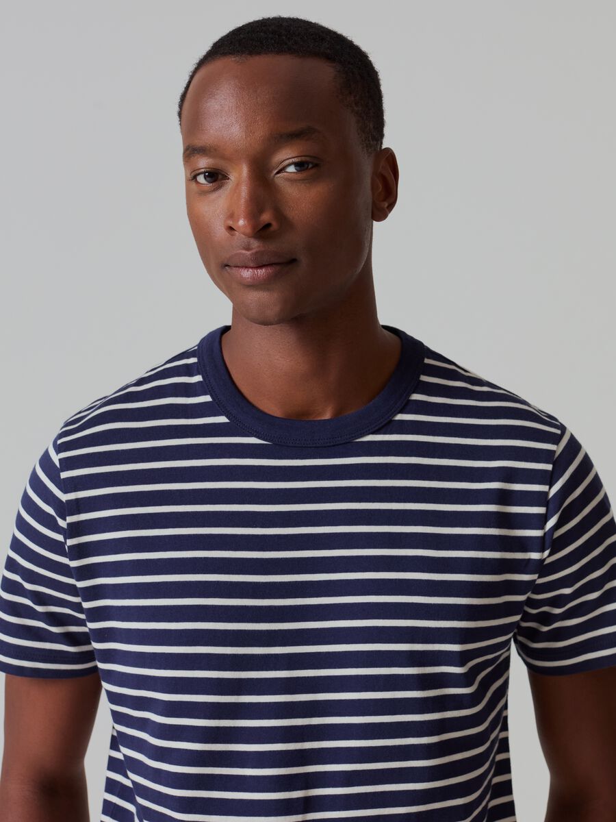 Cotton T-shirt with striped pattern_1