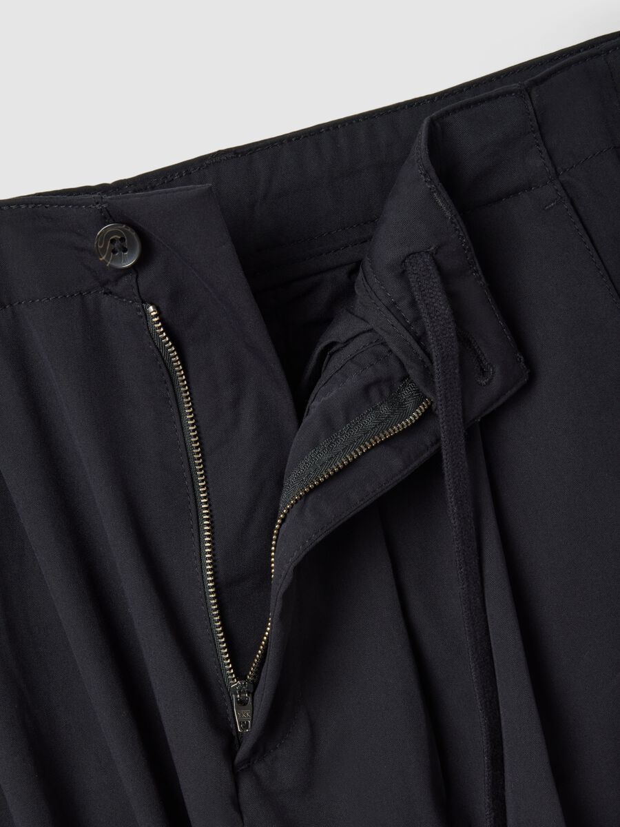 Black viscose stretch chino trousers regular fit_6