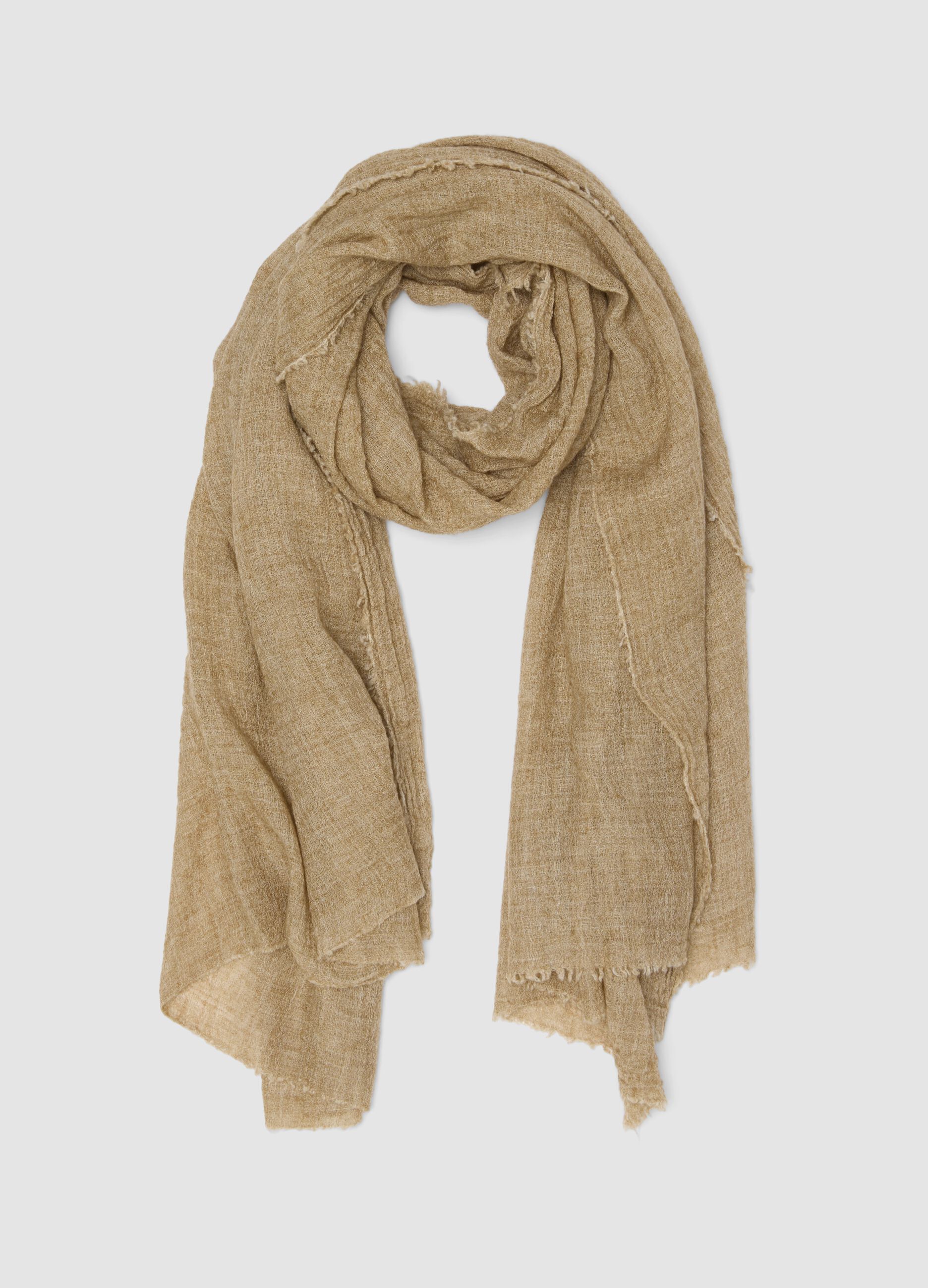Beige wool-blend scarf with fringed edges