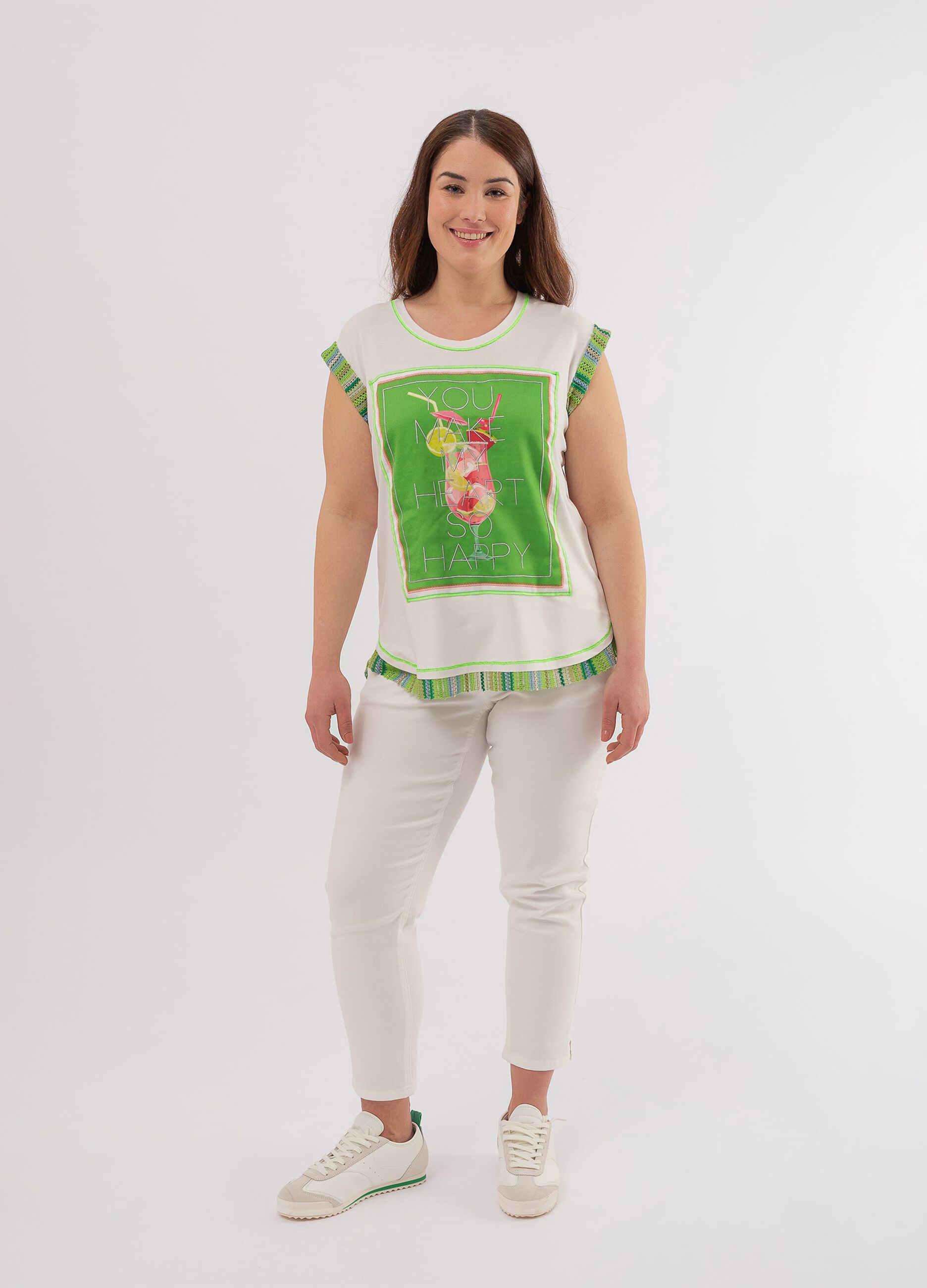 Curvy T-shirt with cocktail print