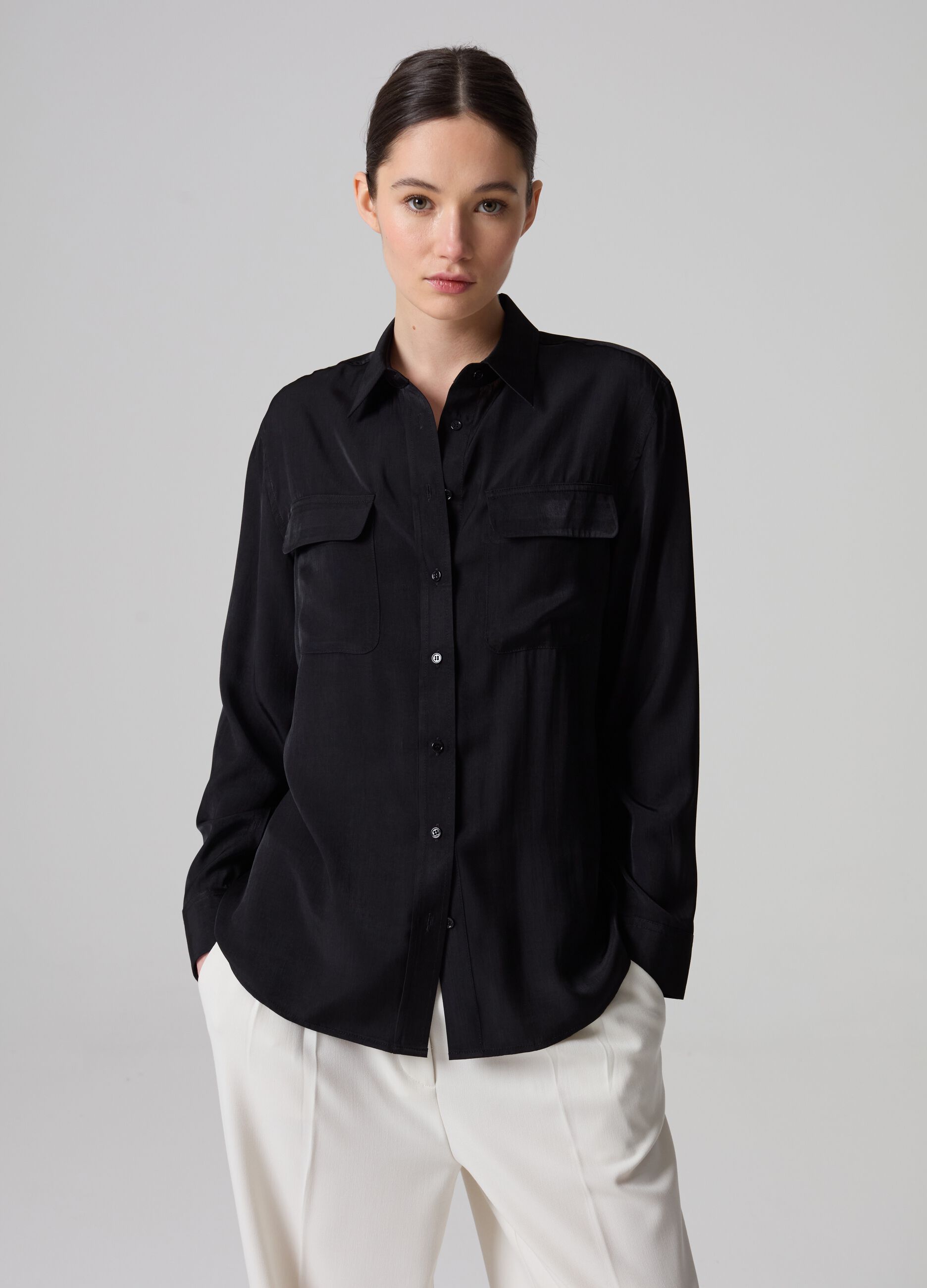 Camicia relaxed fit in satin Contemporary