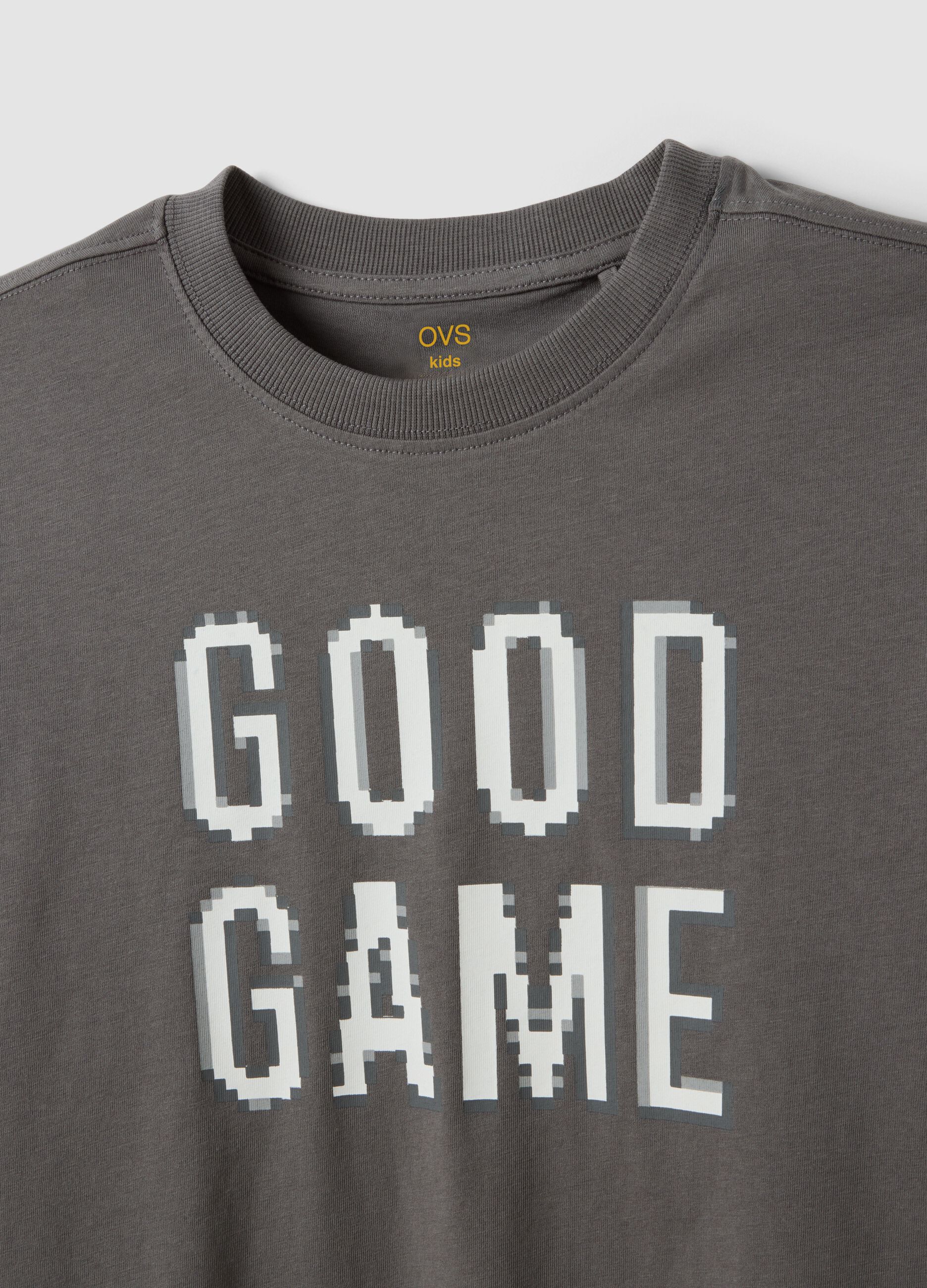 Grey pure organic cotton T-shirt with "Good Game" slogan for boys
