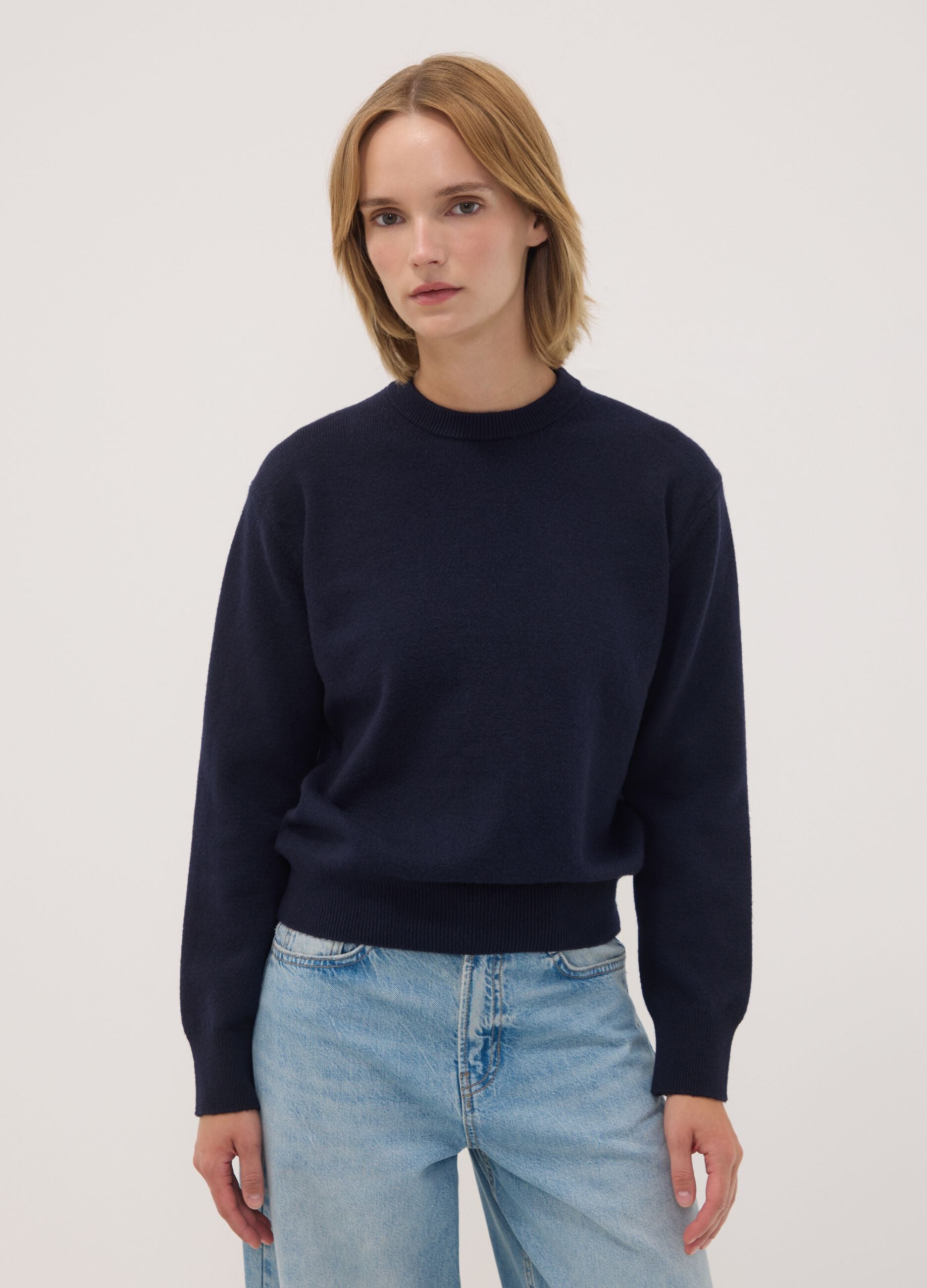 Blauer Rundhals-Pullover aus elastischer Wolle
