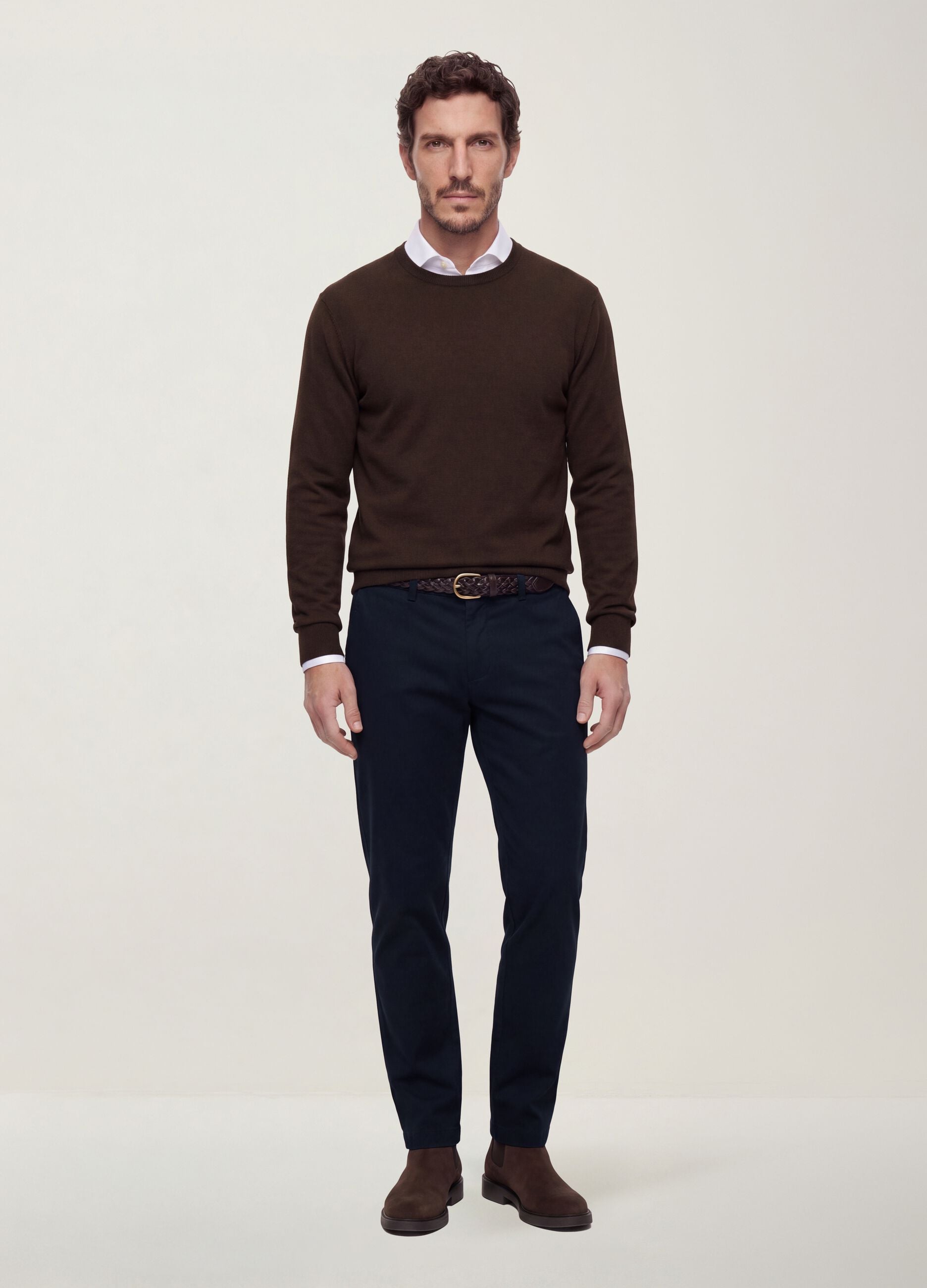Brown crew-neck jumper in viscose blend, regular fit