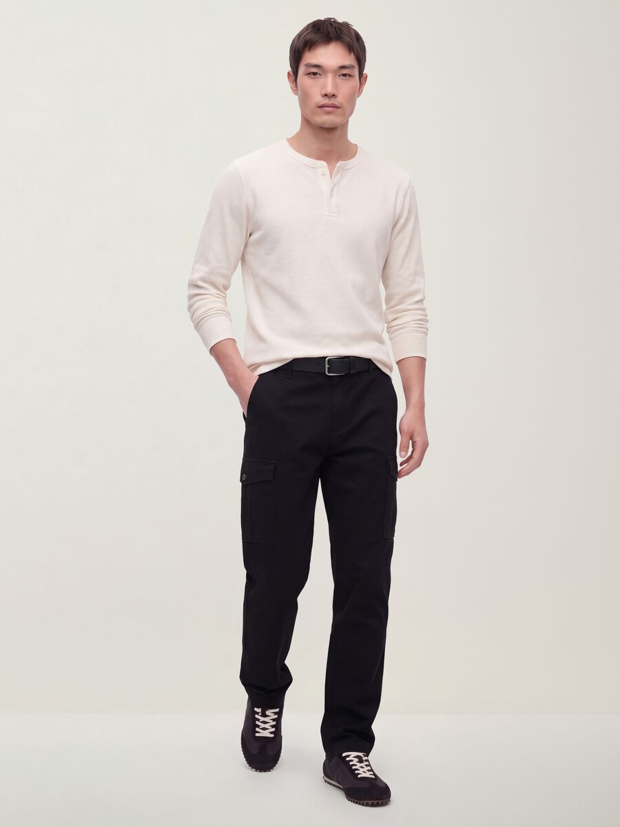 Black slim-fit stretch cotton cargo trousers_0