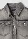 Camicia grigia corta in puro cotone con borchie per ragazza_5