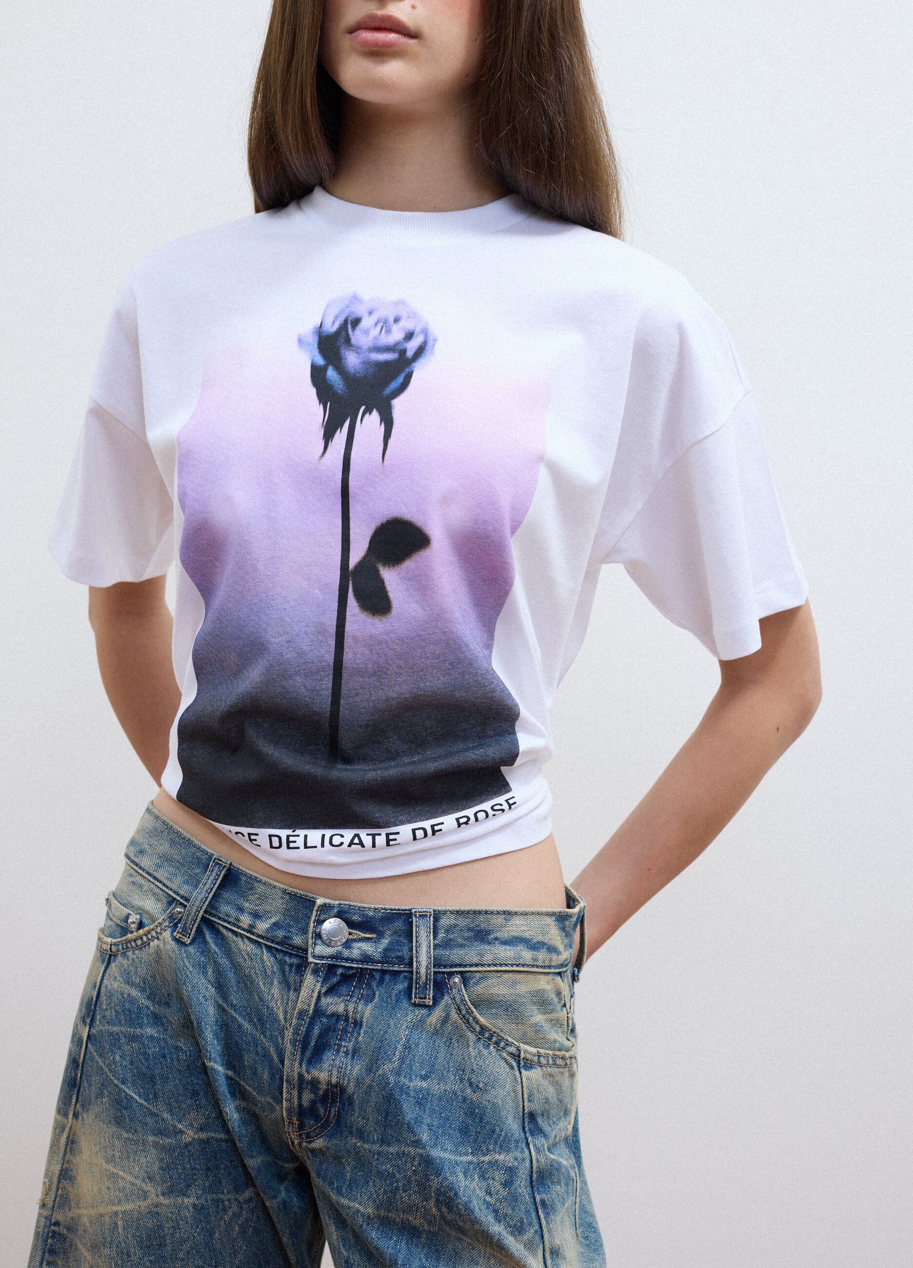 White pure cotton T-shirt with floral print, regular fit