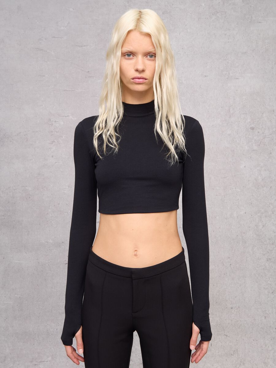 Black Backless Cropped Long Sleeve Top_0
