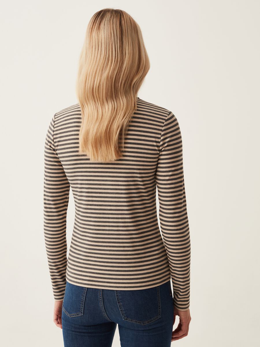 Lurex T-shirt with stripes and high neck_2