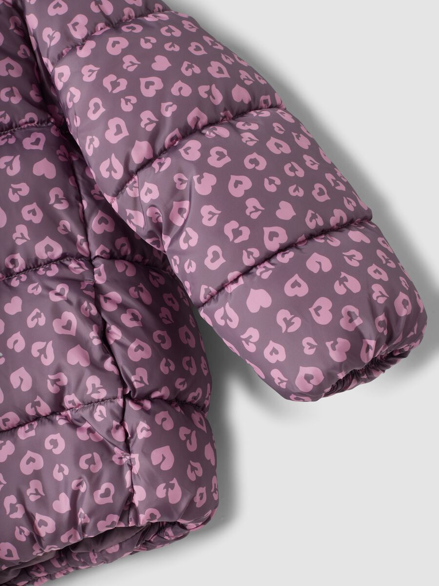Multicolour hooded padded jacket with heart print, regular fit_3