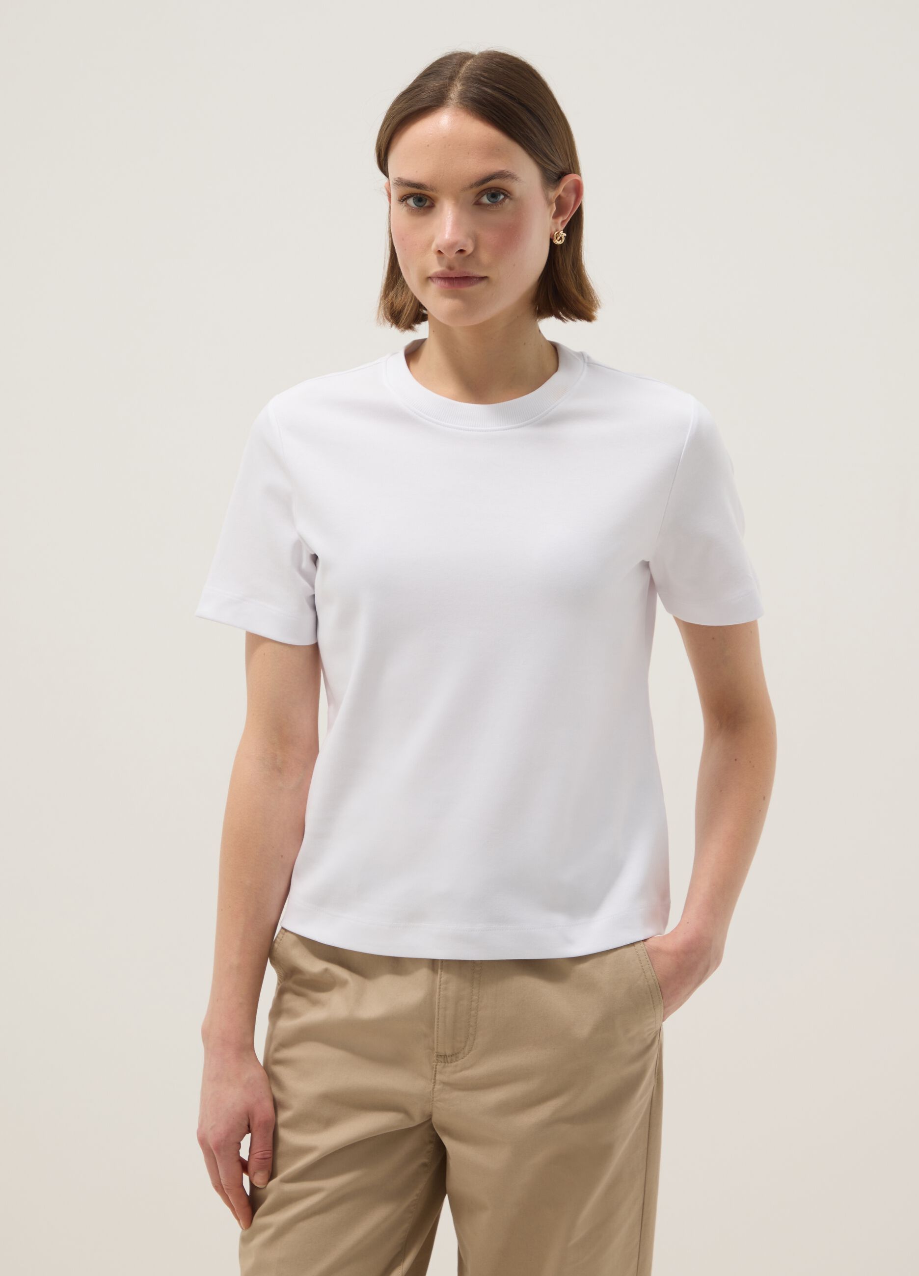 White pure cotton T-shirt with relaxed fit