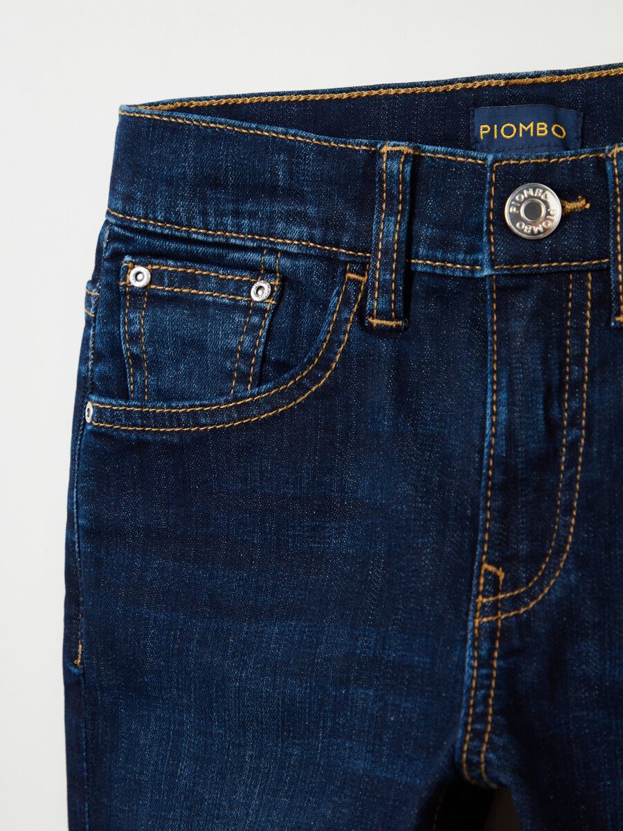 Slim-fit jeans with five pockets_5