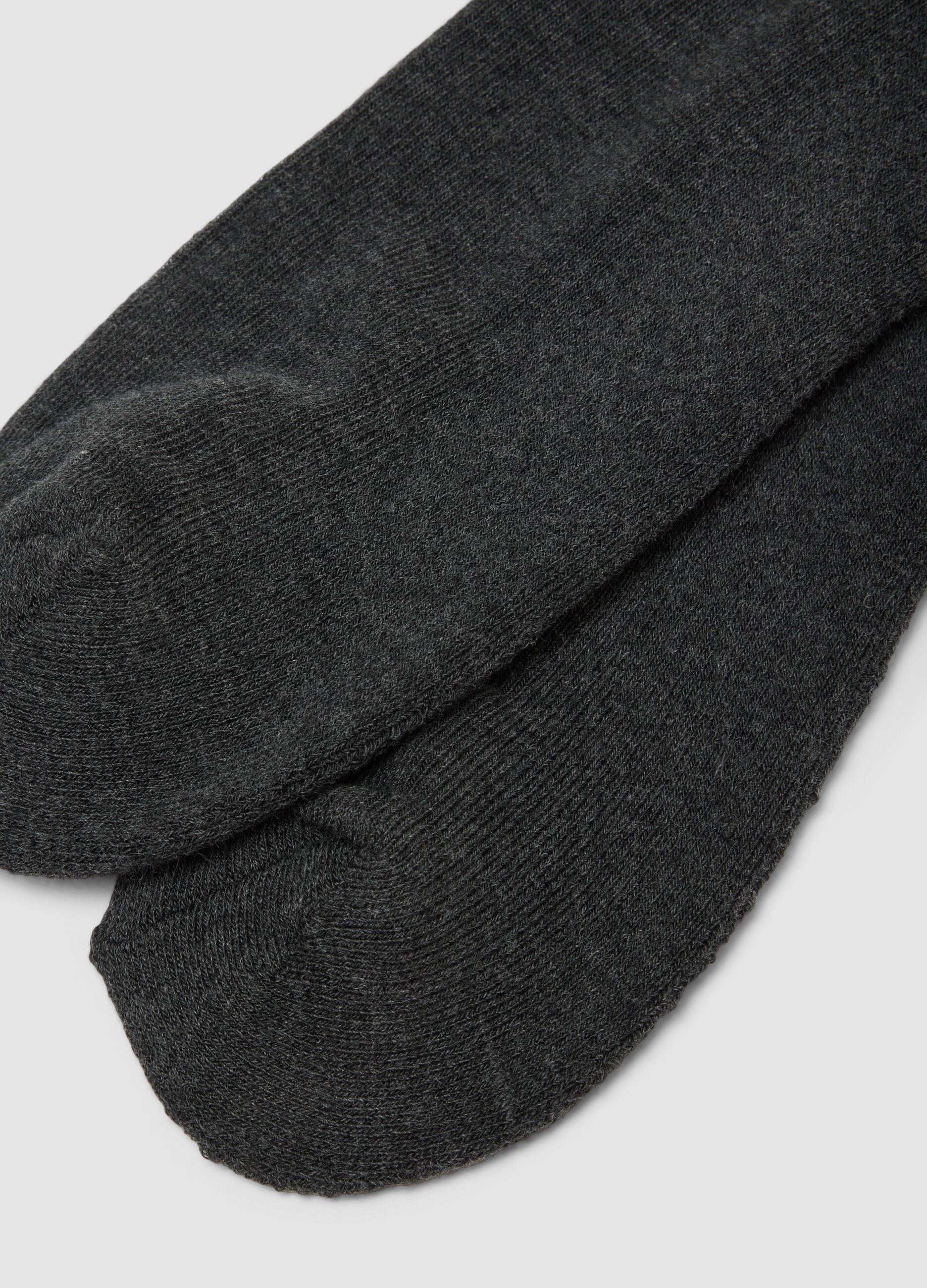 2er-Pack graue Sport-Kn&ouml;chelsocken aus elastischer Bio-Baumwolle