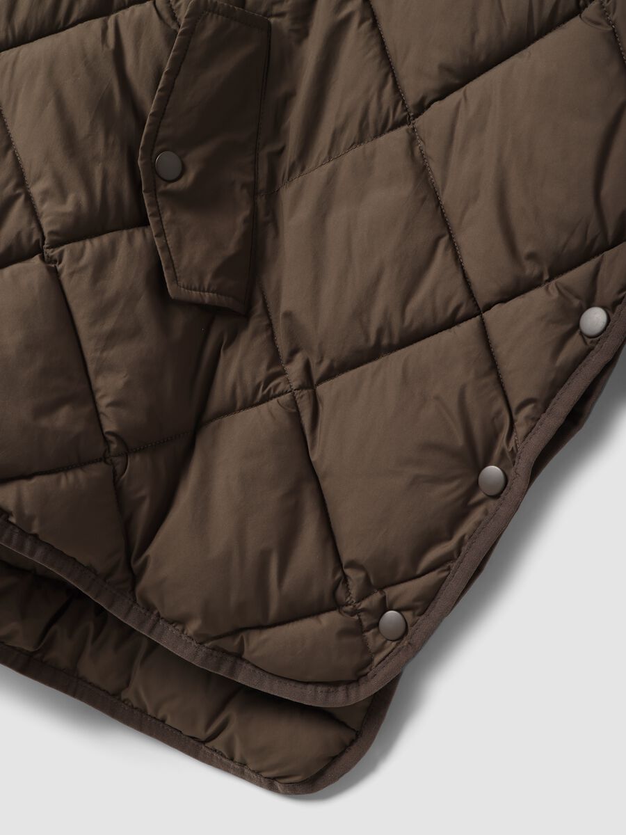 Braune, wattierte Oversize-Jacke mit Kapuze und Rei&szlig;verschluss_1