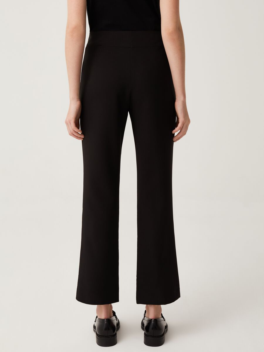 Flare-fit cropped trousers_2