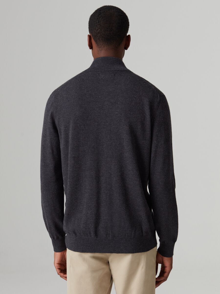 Full-zip cardigan in viscose, wool and cashmere_2