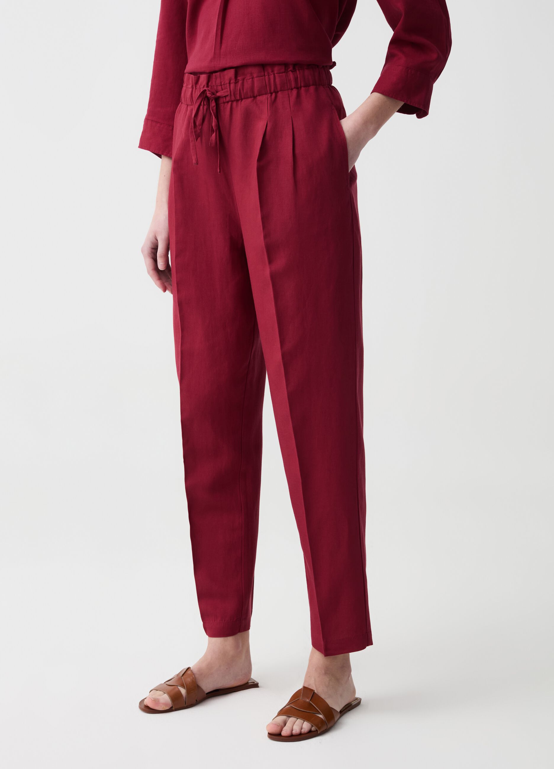 Cigarette trousers with darts and drawstring