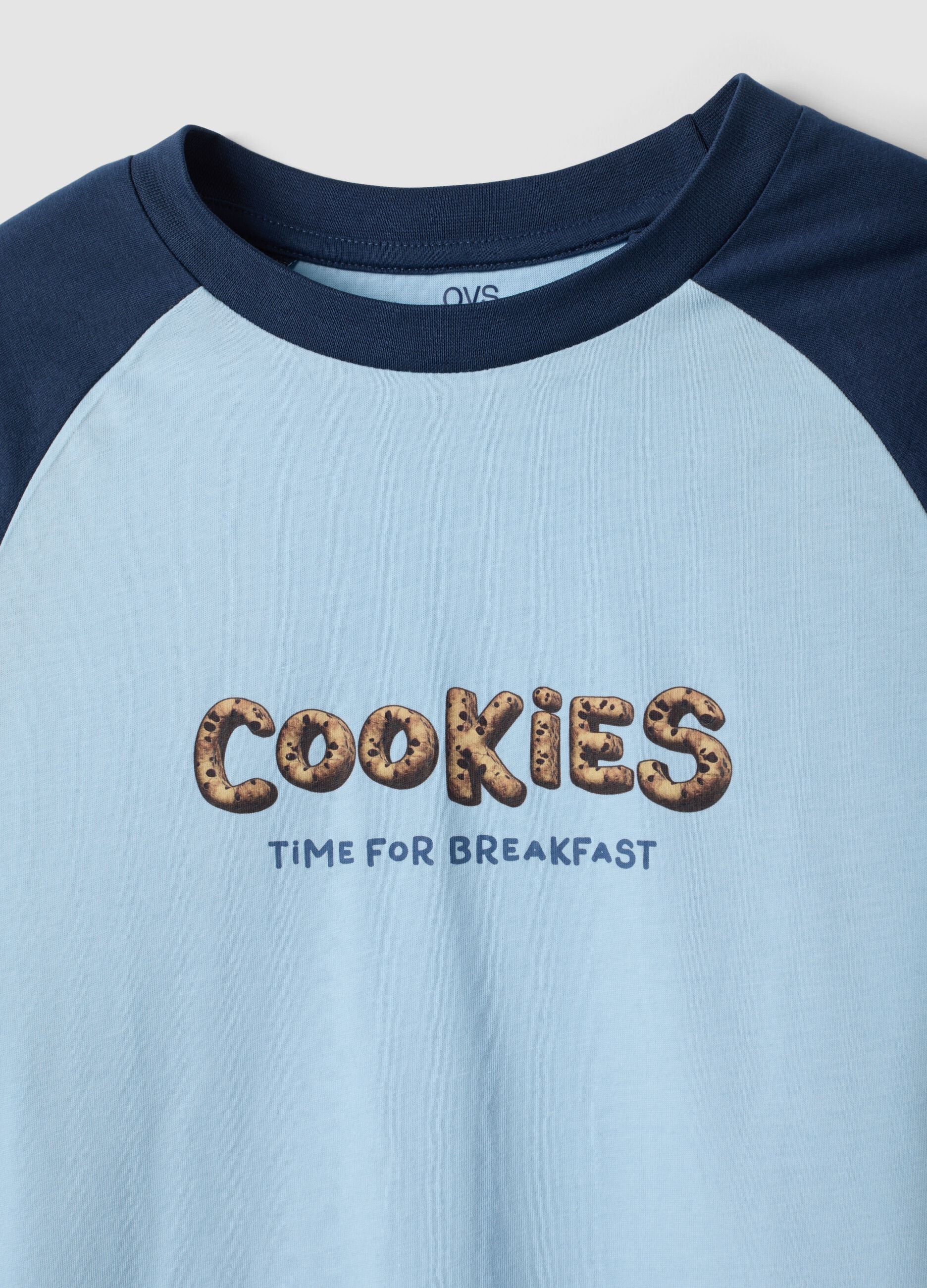 Blue organic cotton pyjamas with &ldquo;Cookies&rdquo; slogan for boys