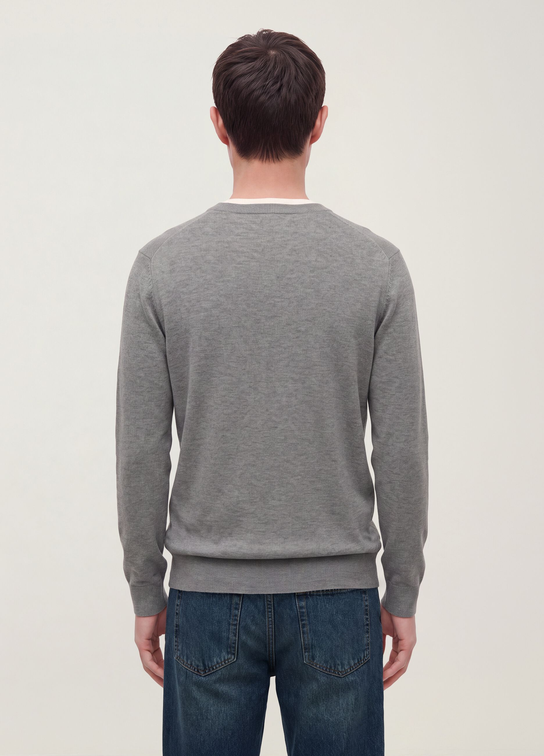 Grauer V-Ausschnitt-Pullover aus Viskosemix, Regular Fit