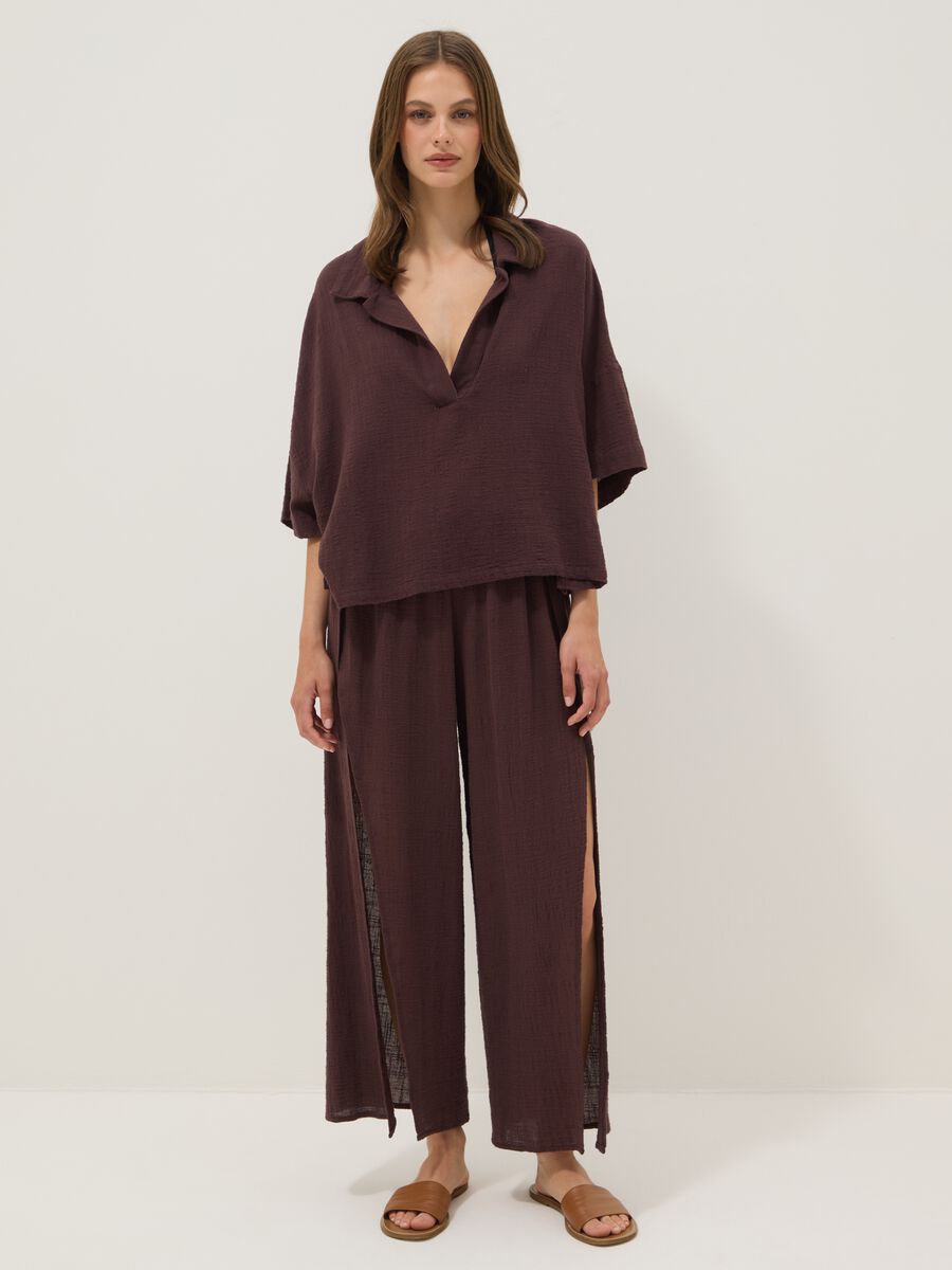 Kurzer brauner Kaftan aus reiner Baumwolle mit V-Ausschnitt_0