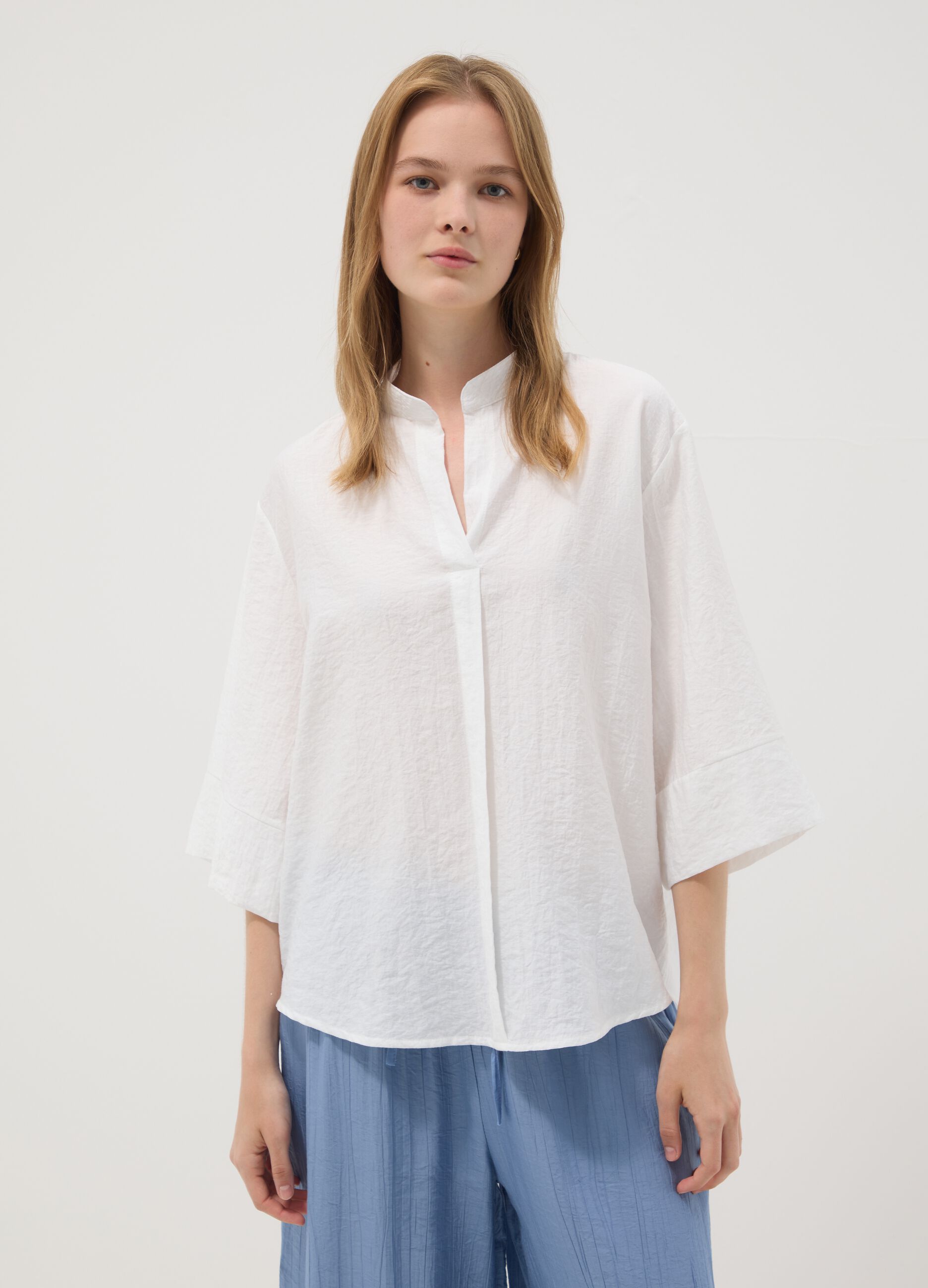 White viscose-blend shirt with mandarin collar