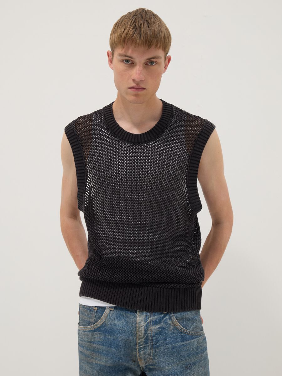 Black pure cotton mesh sleeveless top, oversized fit_1