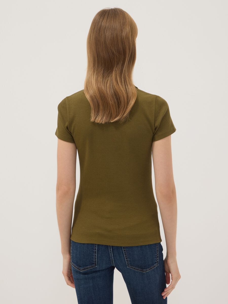 Gr&uuml;nes Poloshirt aus Stretch-Baumwolle mit offenem V-Ausschnitt, Regular Fit_3