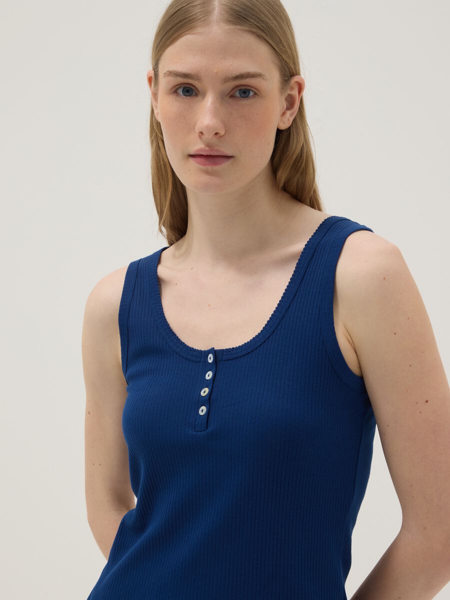 Blue pure cotton regular fit T-shirt with Henley collar_3