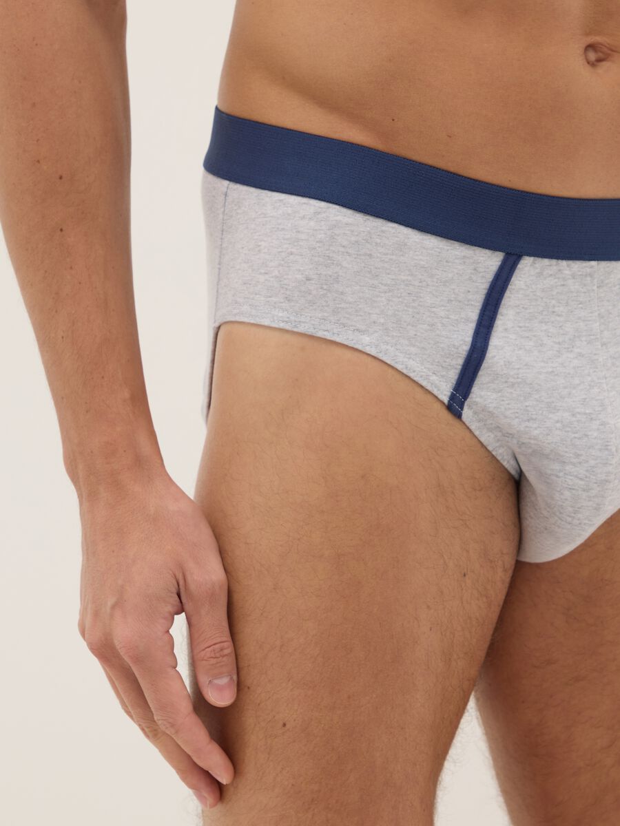 Tripack multicoloured elastic cotton briefs regular fit_3
