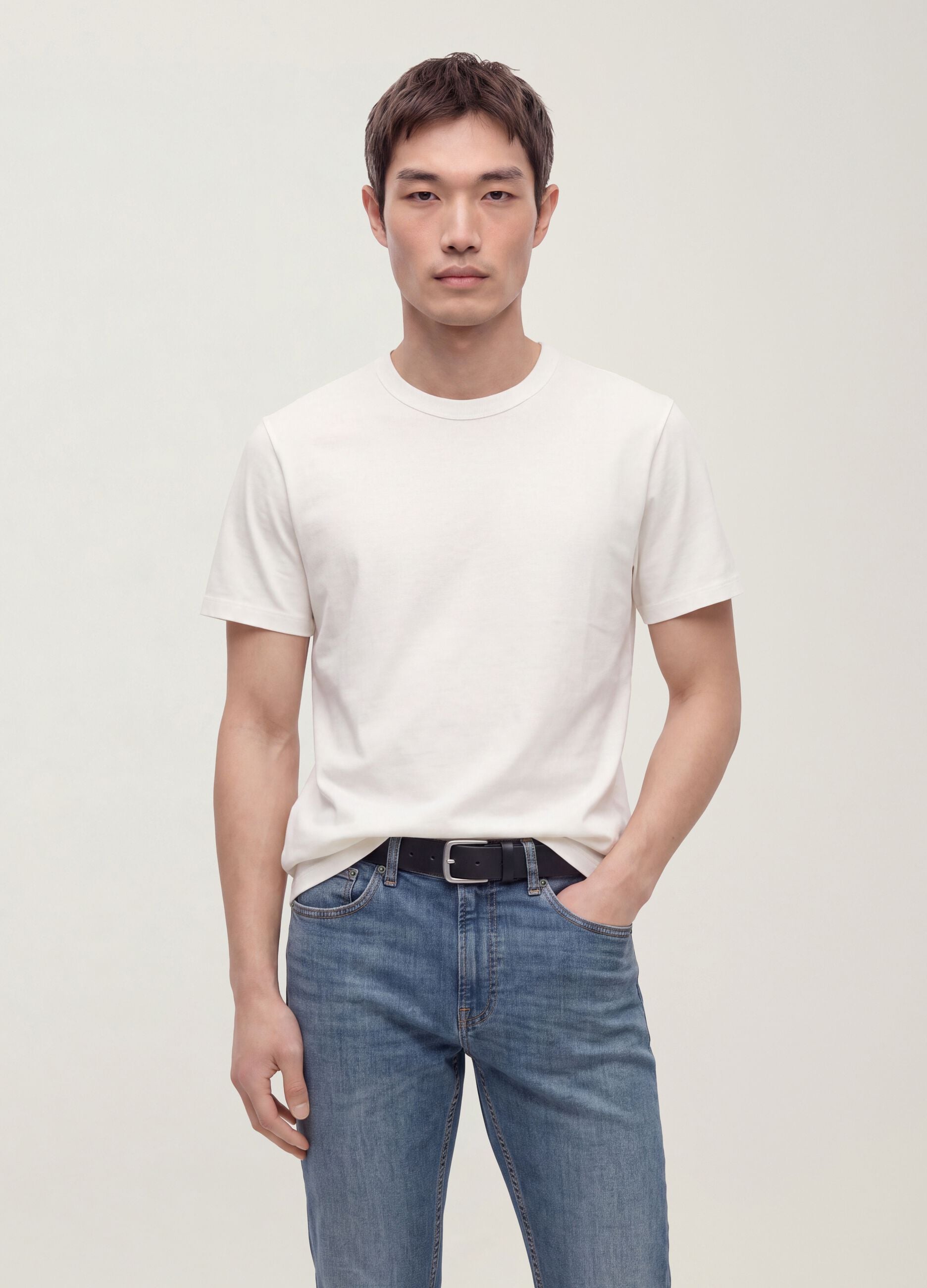 Weisses T-Shirt aus reiner Baumwolle mit Rundhalsausschnitt, Relaxed Fit
