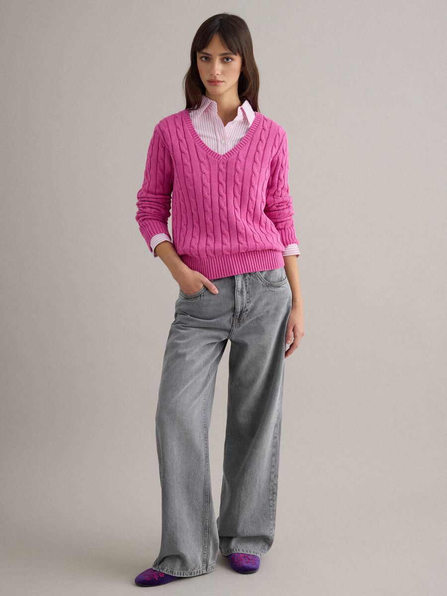 Pink pure cotton regular fit pullover with cable knit design_2