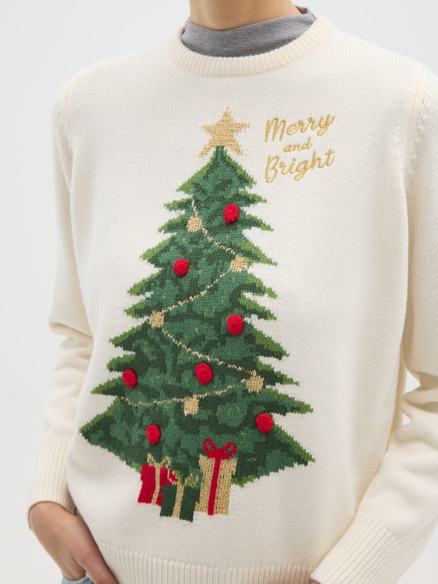 White crew neck regular fit Christmas jumper_3
