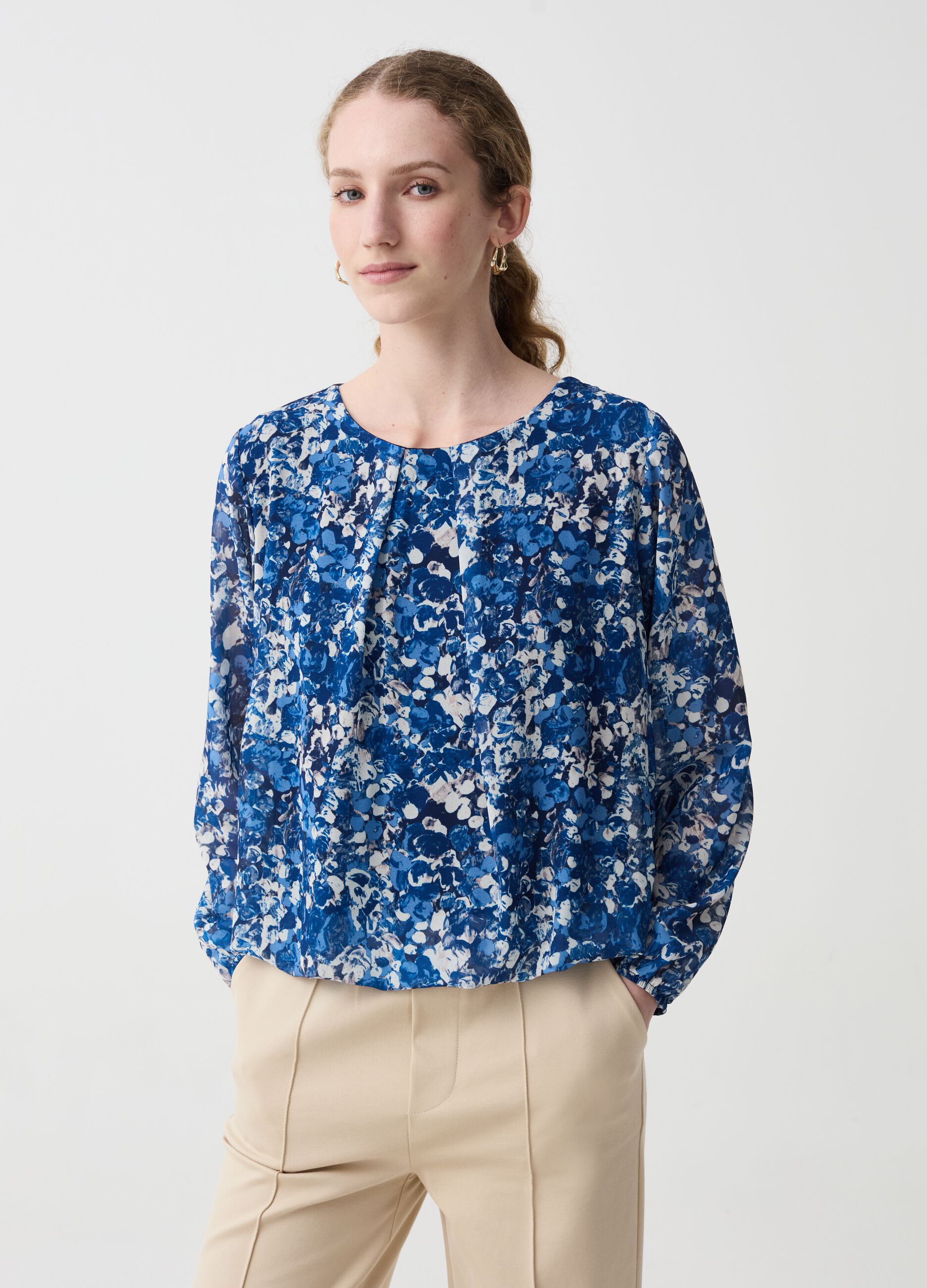 Blouse with pattern print