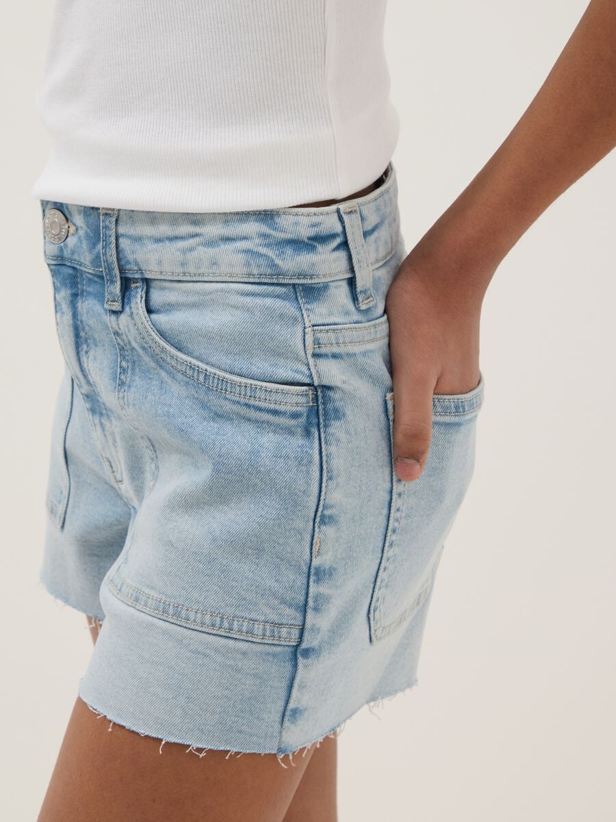 Light blue stretch denim cotton shorts for girls_2