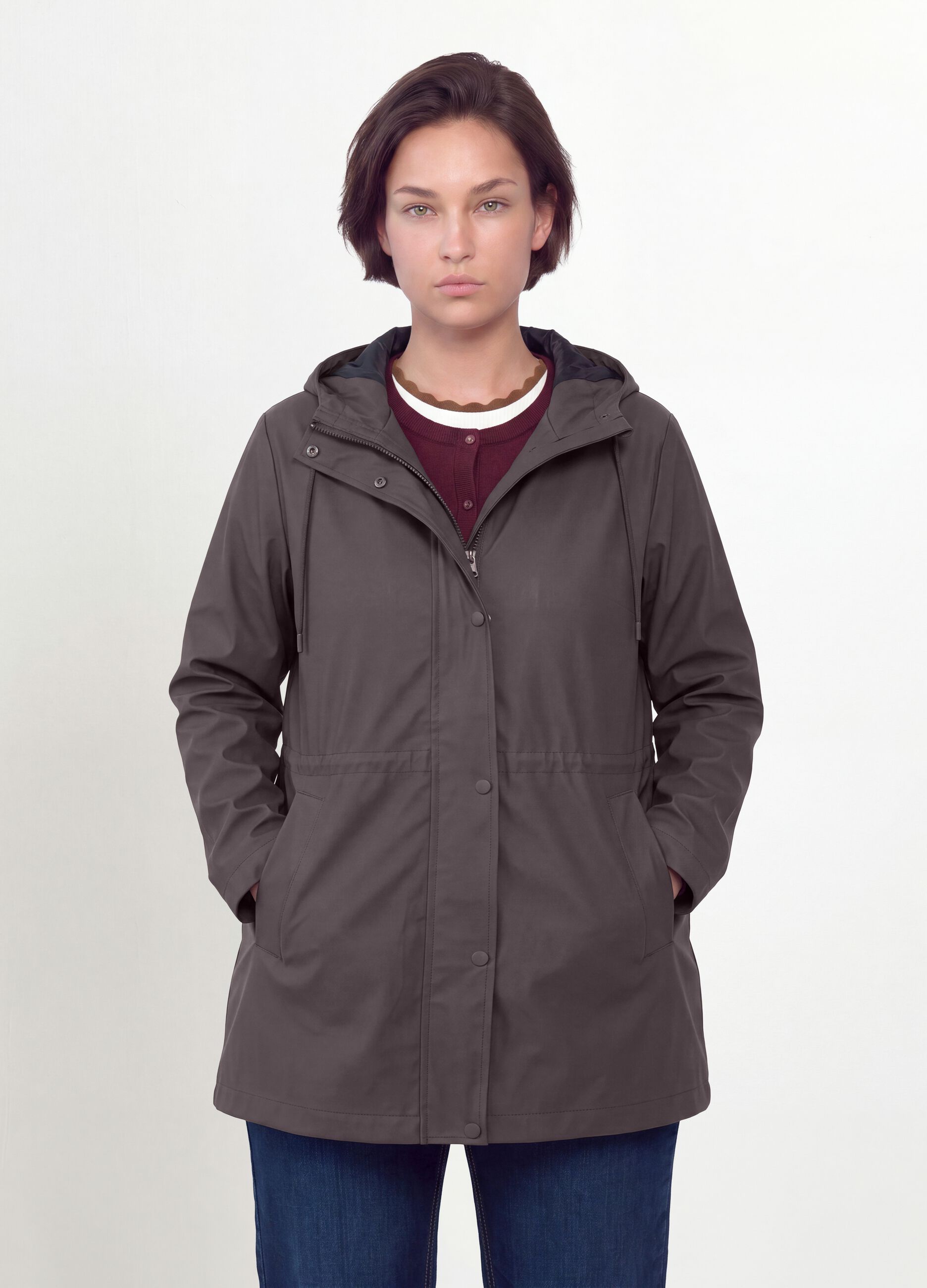 Purple rain jacket with hood, zip and popper fastening, regular fit