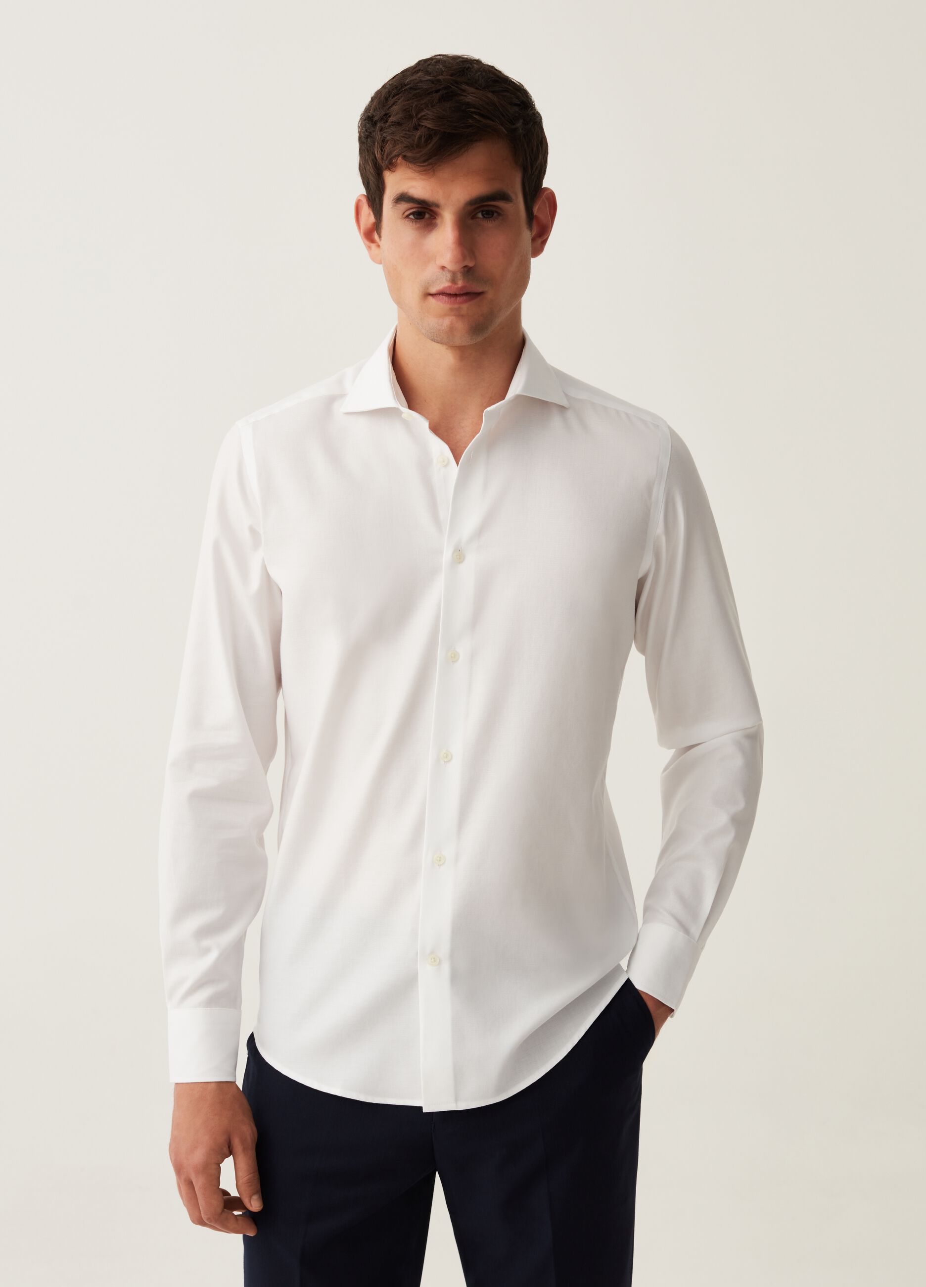 Slim-fit no-iron shirt in Oxford cotton_0