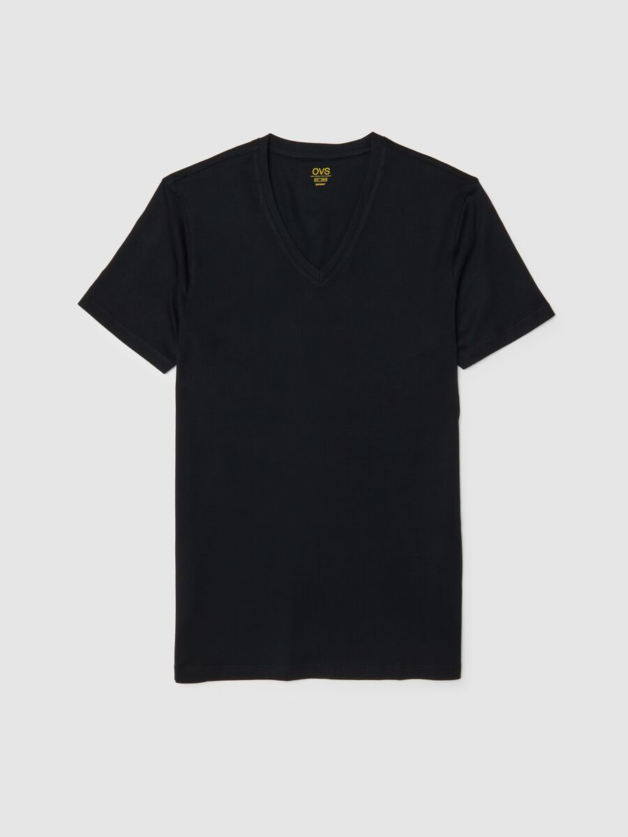 Black pure cotton V-neck regular fit T-shirt_4