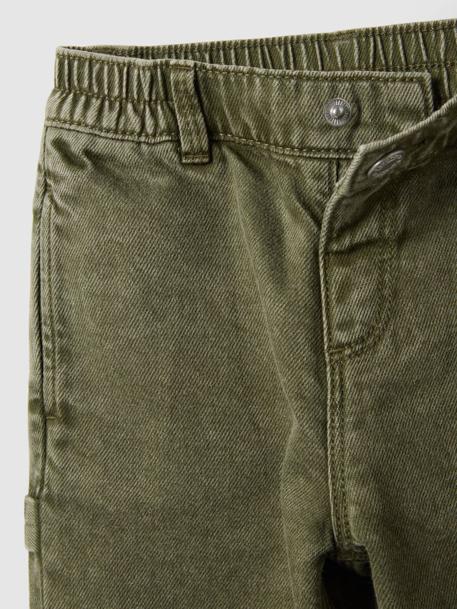 Pantaloni verde militare in puro cotone per bambino_2
